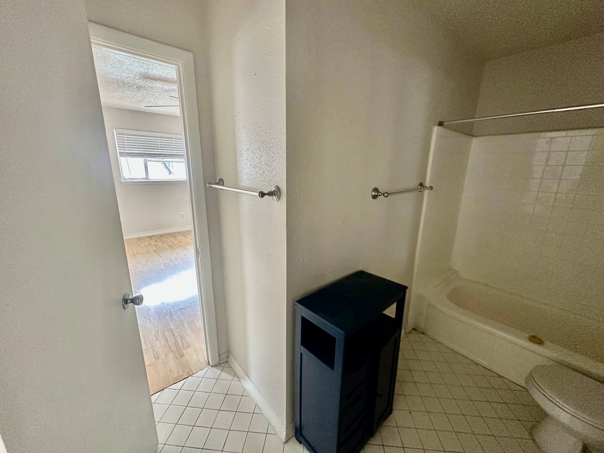 4115 Douglas 204