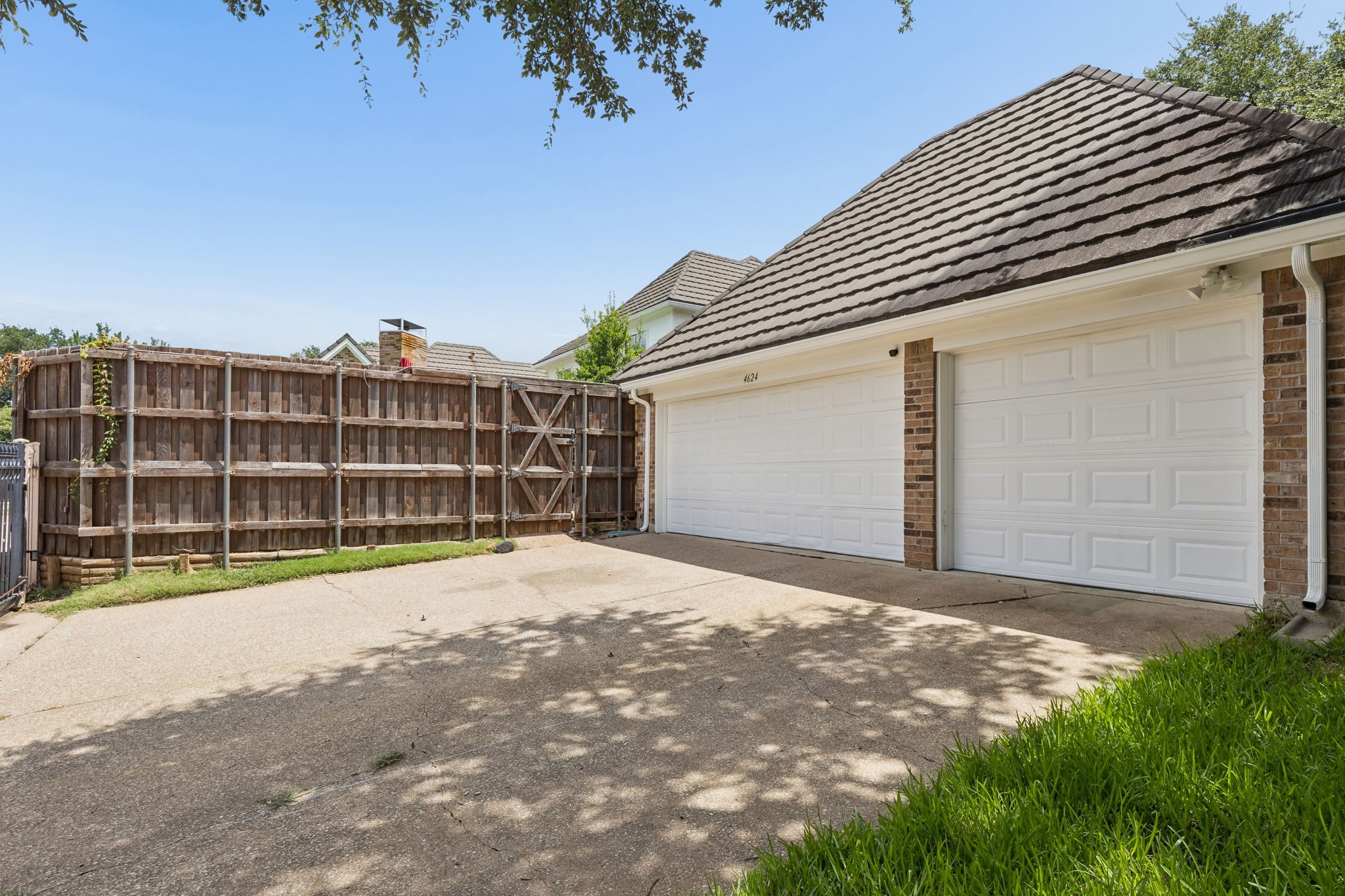 4624 Hallmark Drive
