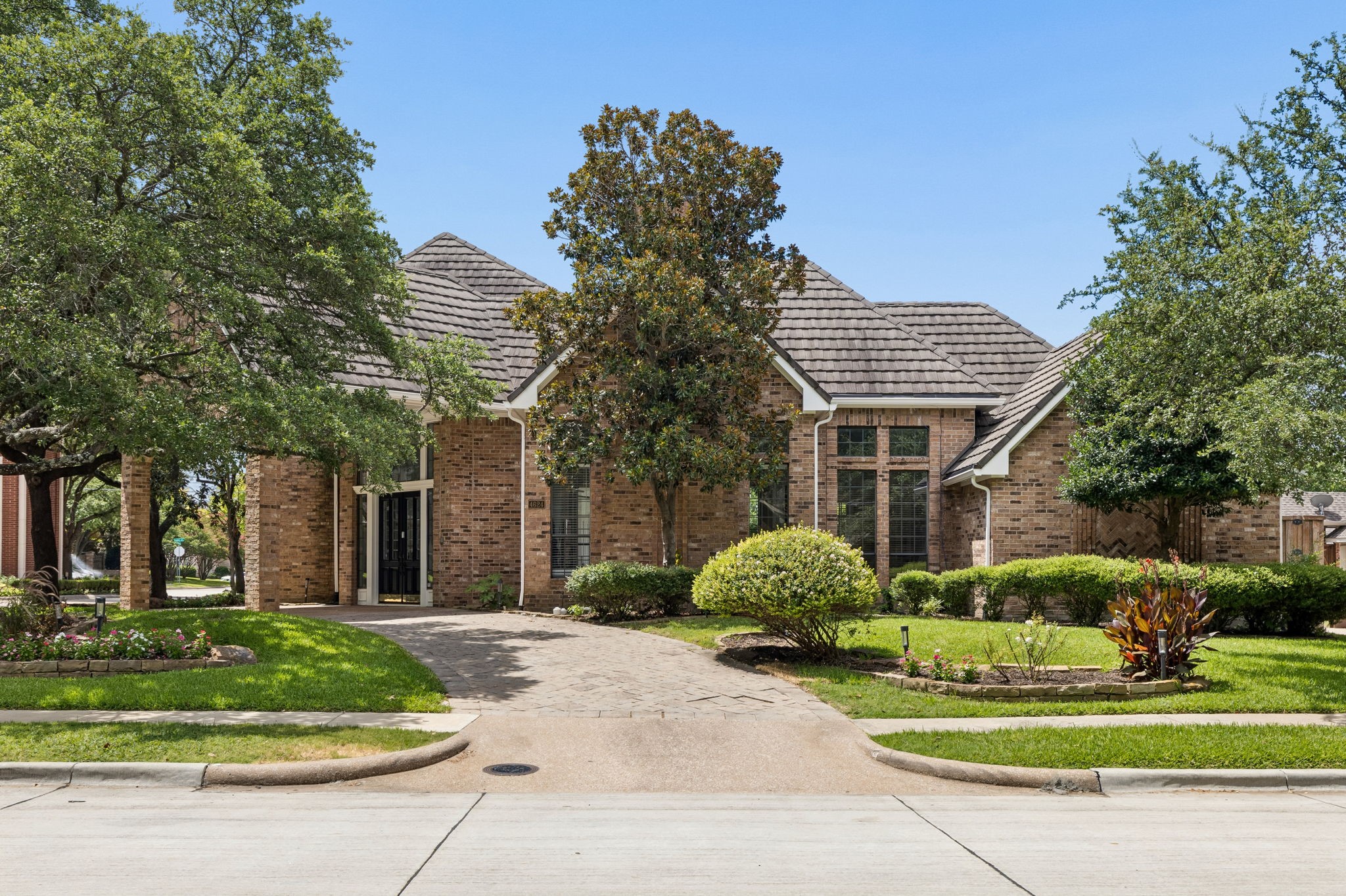 4624 Hallmark Drive