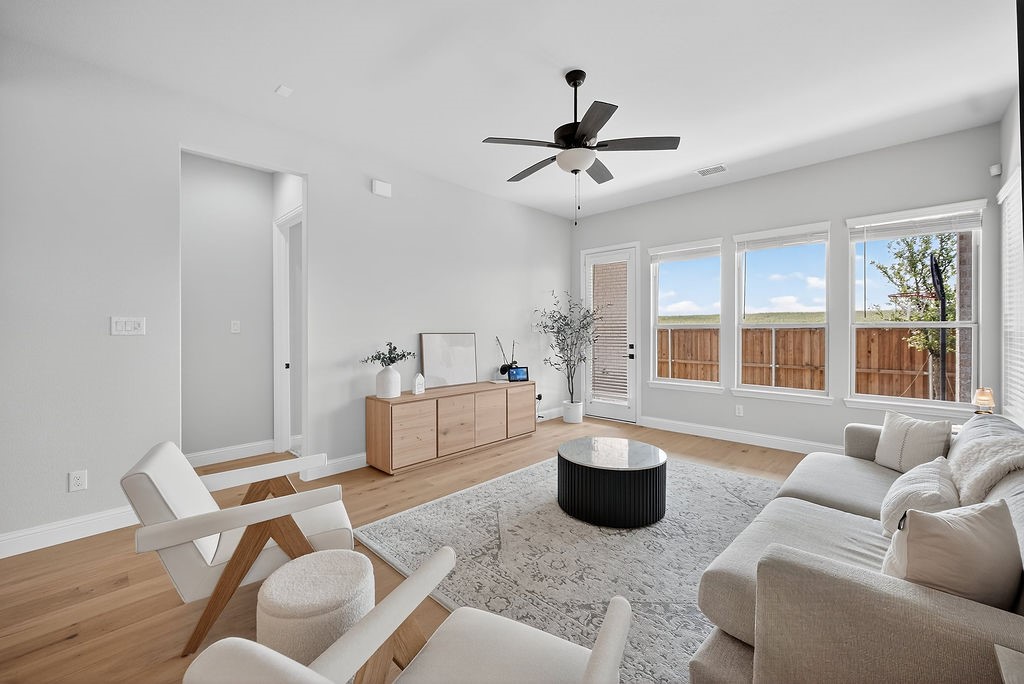 2907 Woodland Court