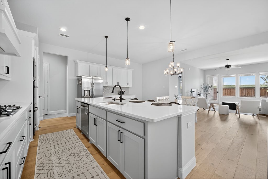 2907 Woodland Court
