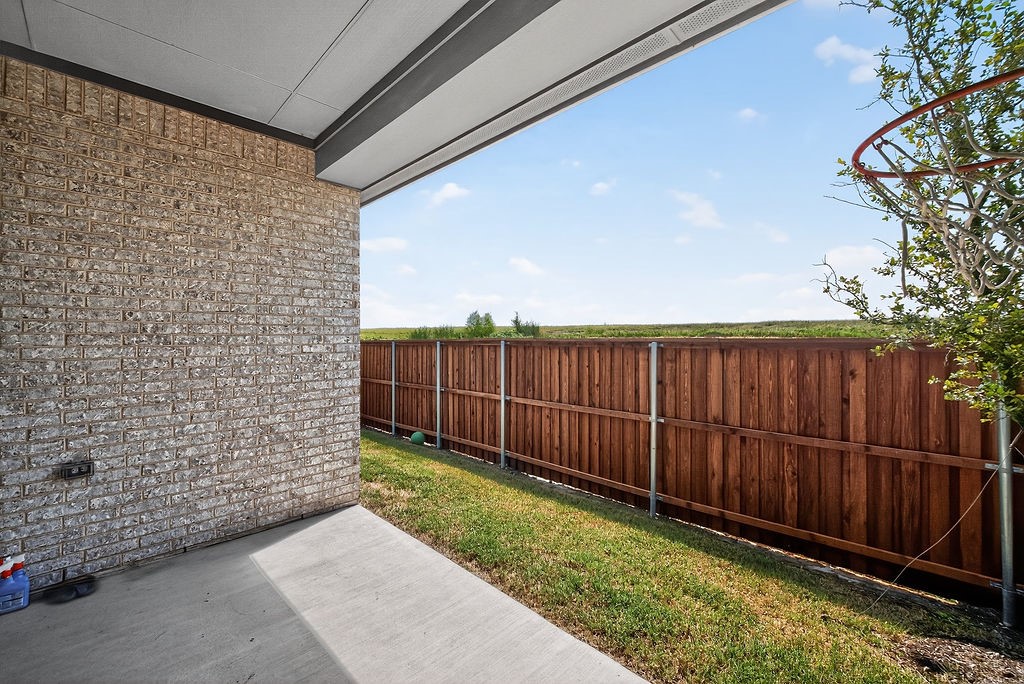 2907 Woodland Court
