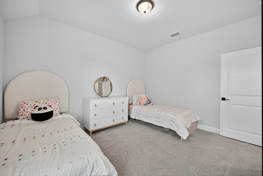 2907 Woodland Court