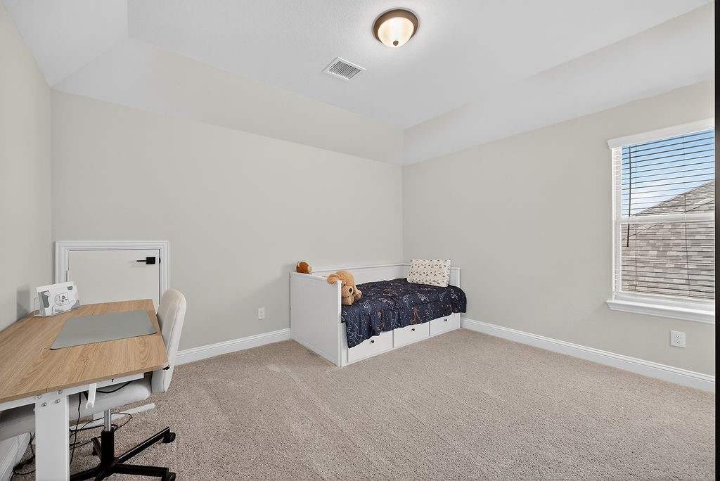 2907 Woodland Court