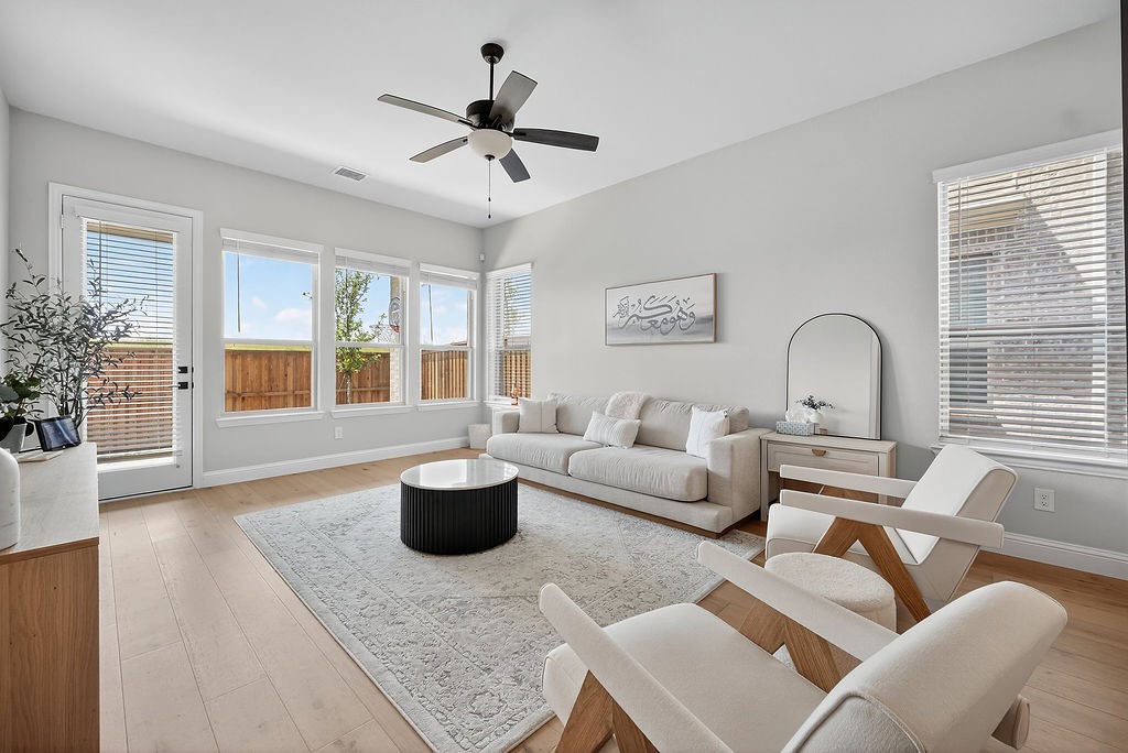 2907 Woodland Court