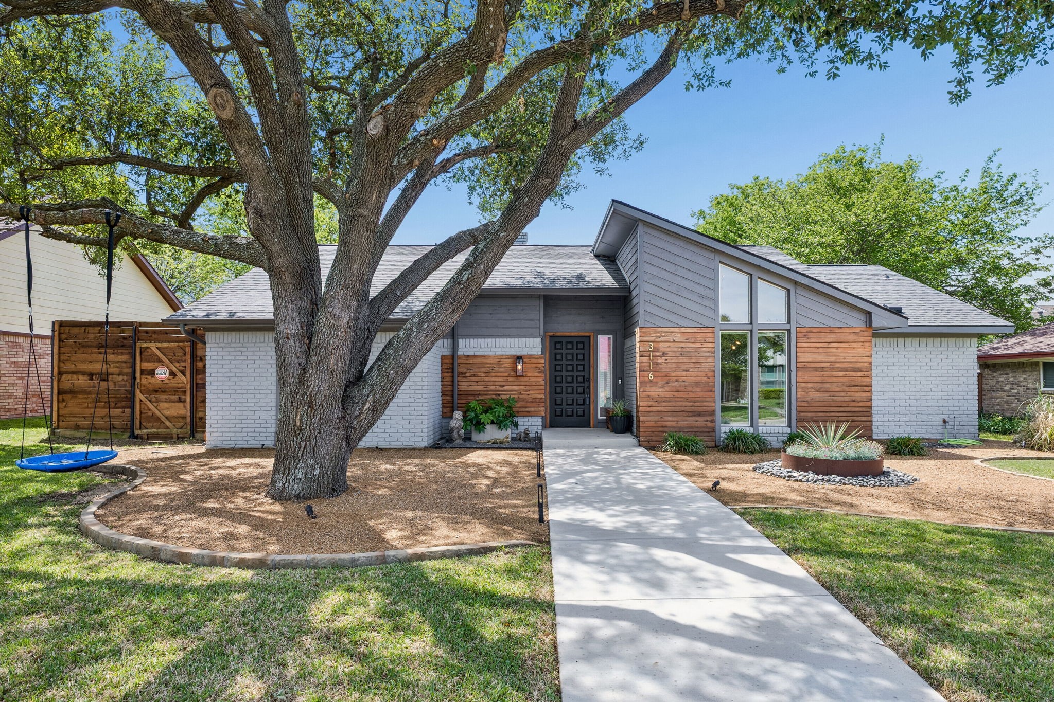 3116 Kingsbridge Drive