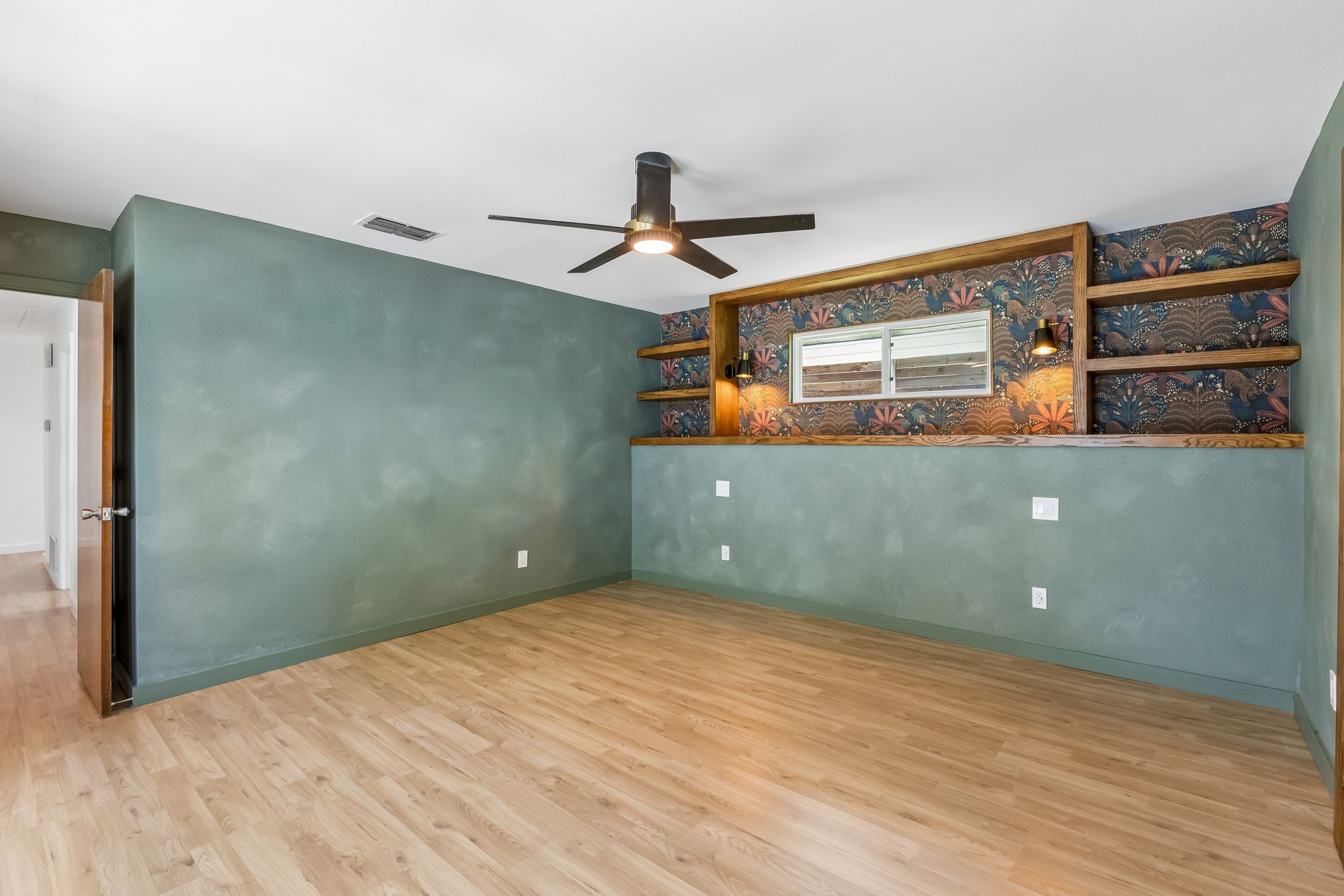 3116 Kingsbridge Drive