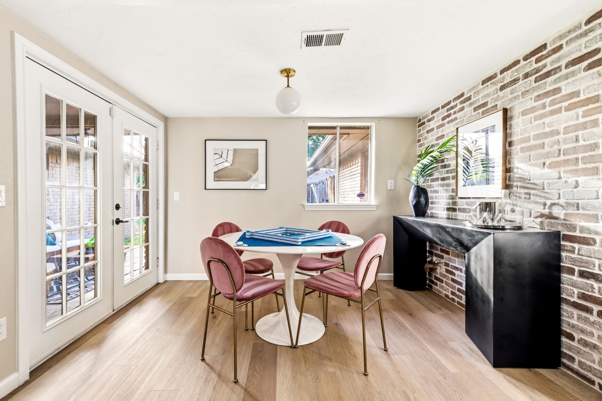 2341 Monticello Circle