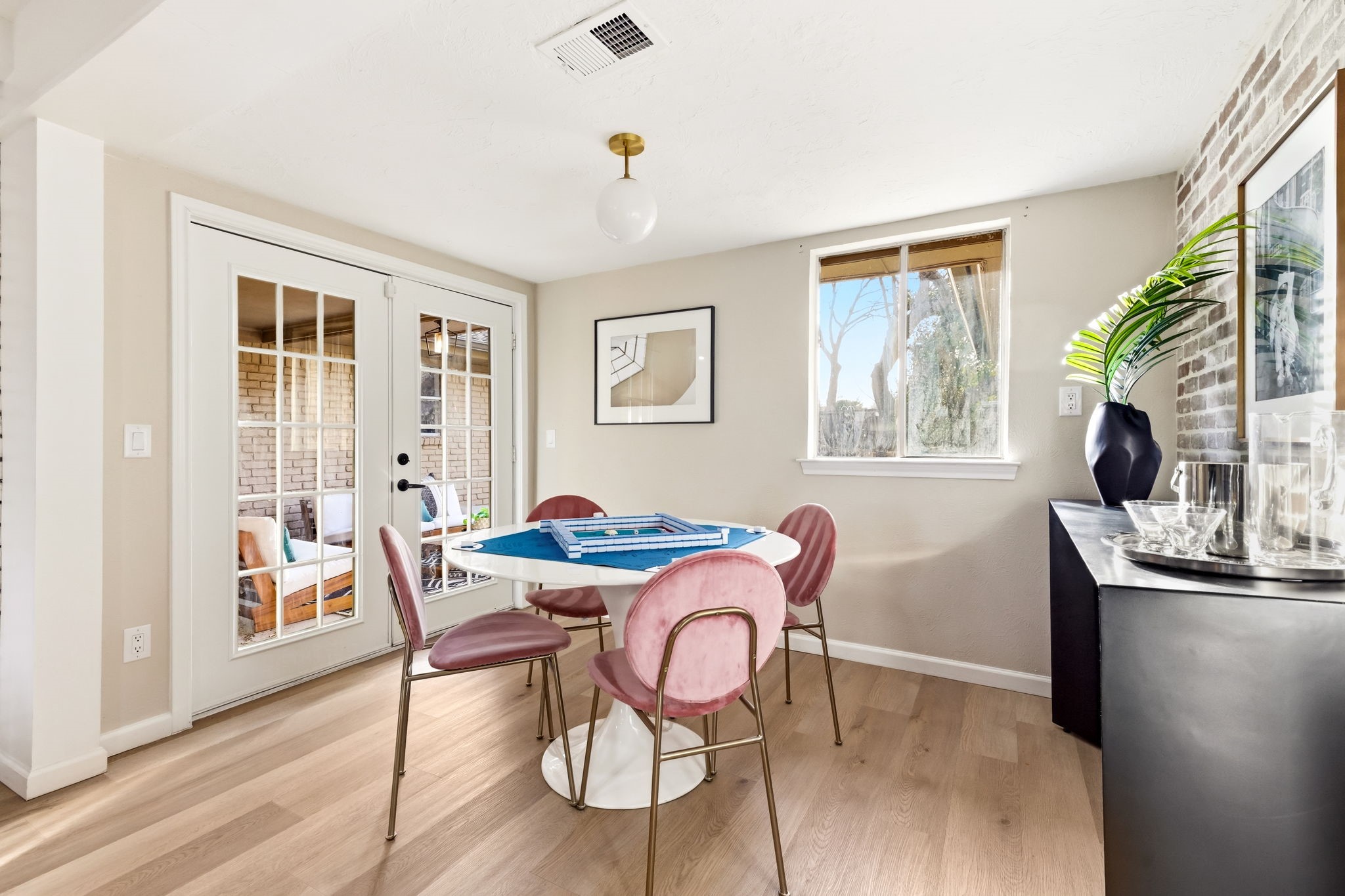 2341 Monticello Circle