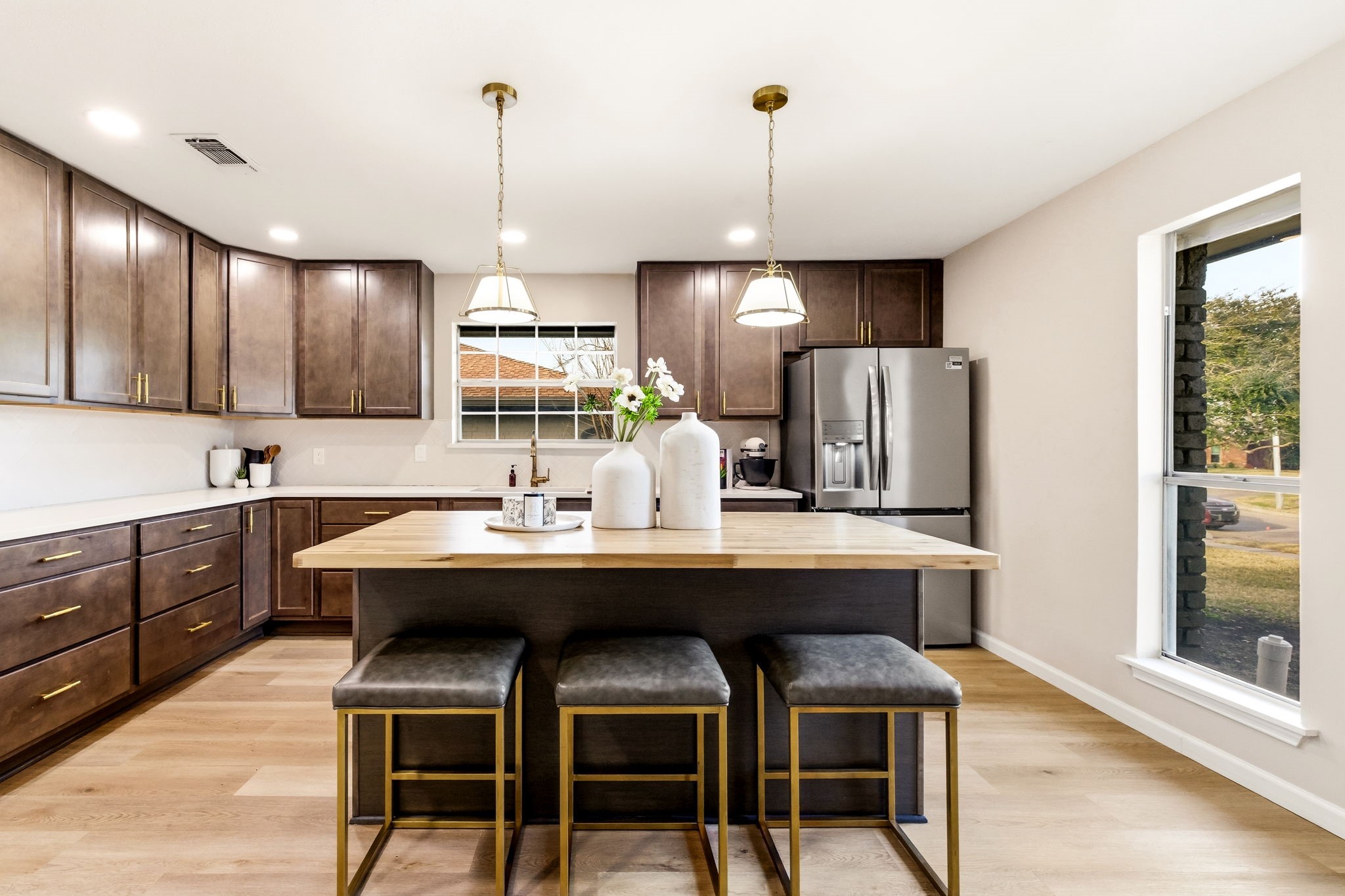 2341 Monticello Circle