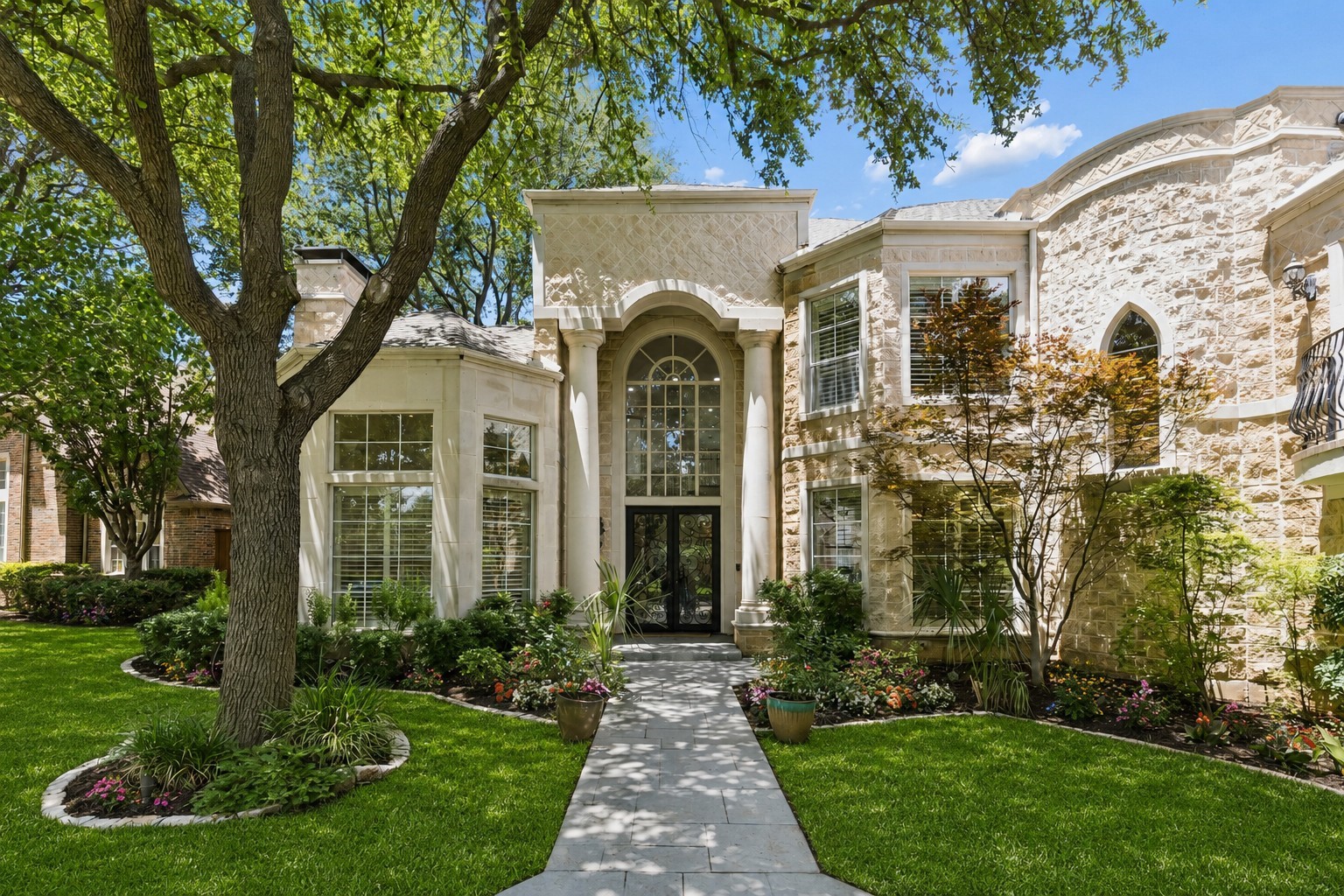 5315 Ambergate Lane