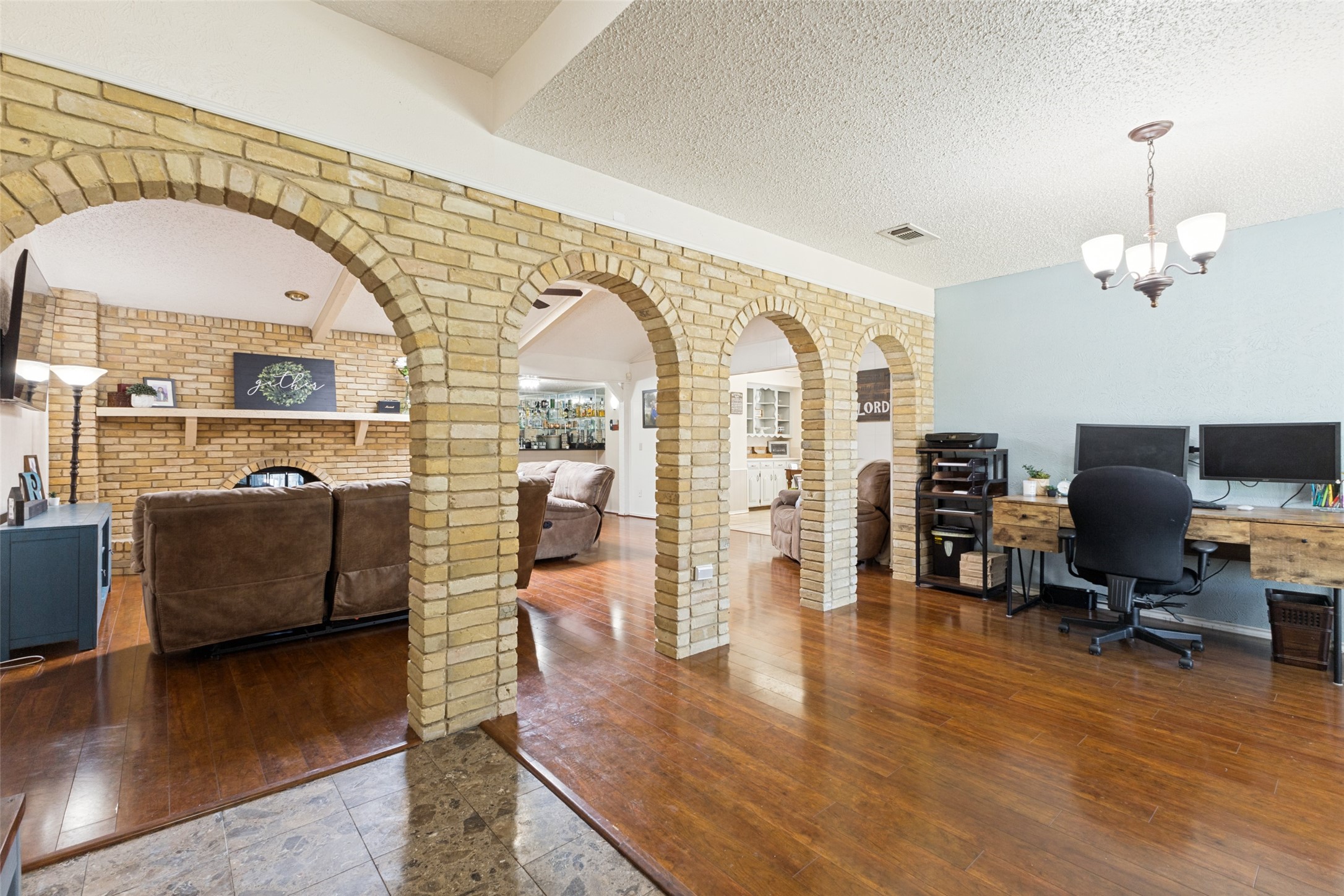 2512 Evergreen Drive