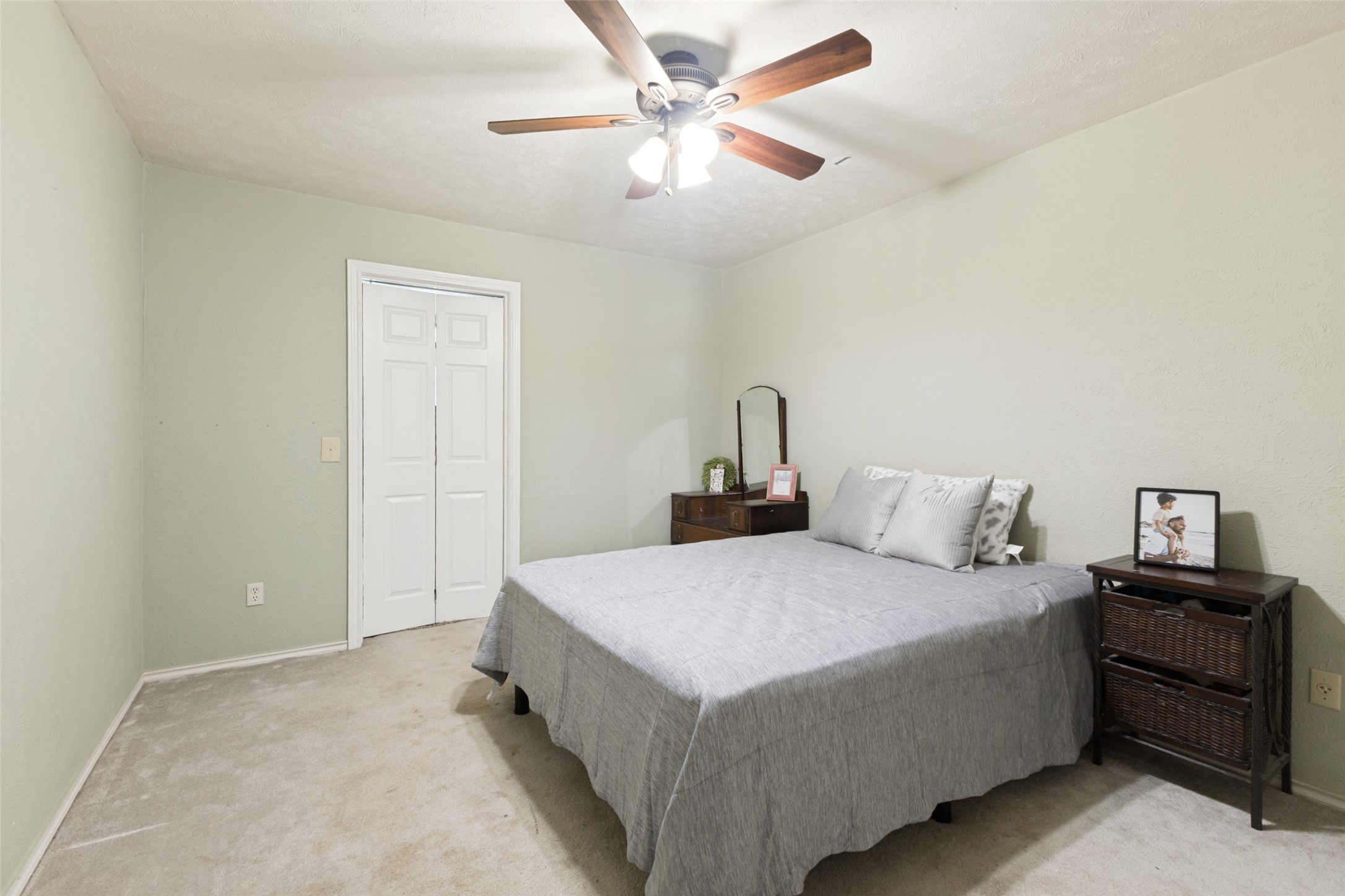 2512 Evergreen Drive
