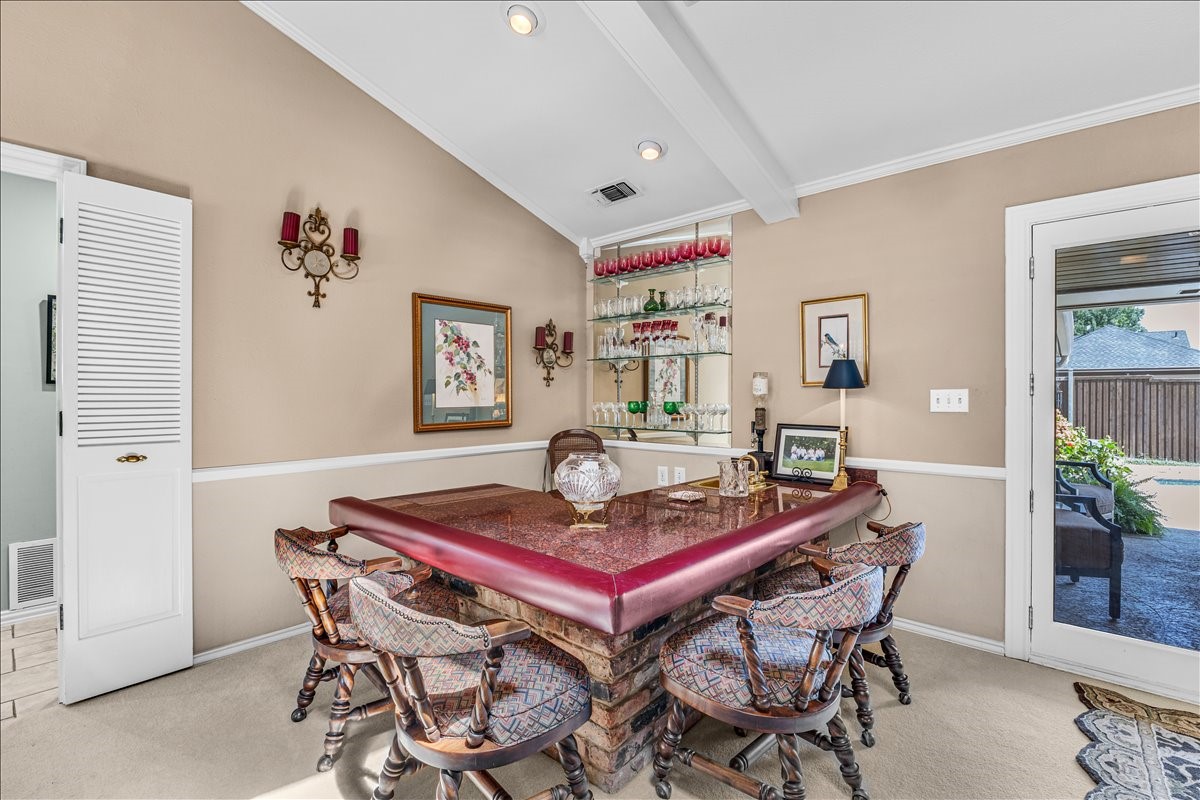 1609 Lake Hill Lane