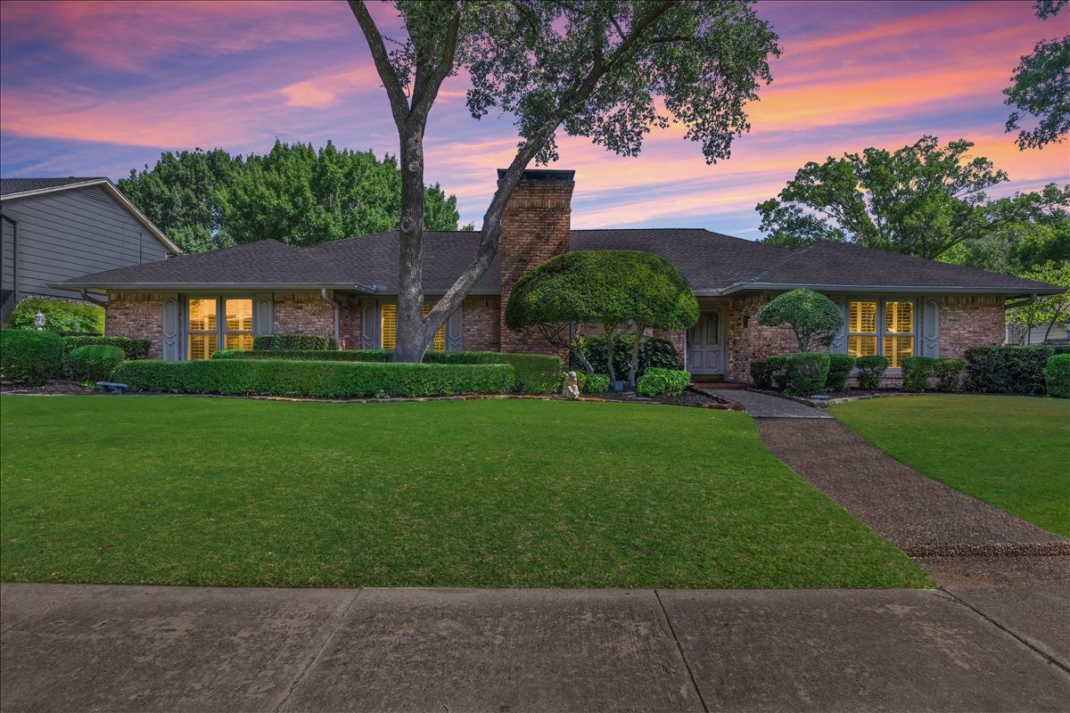 1609 Lake Hill Lane