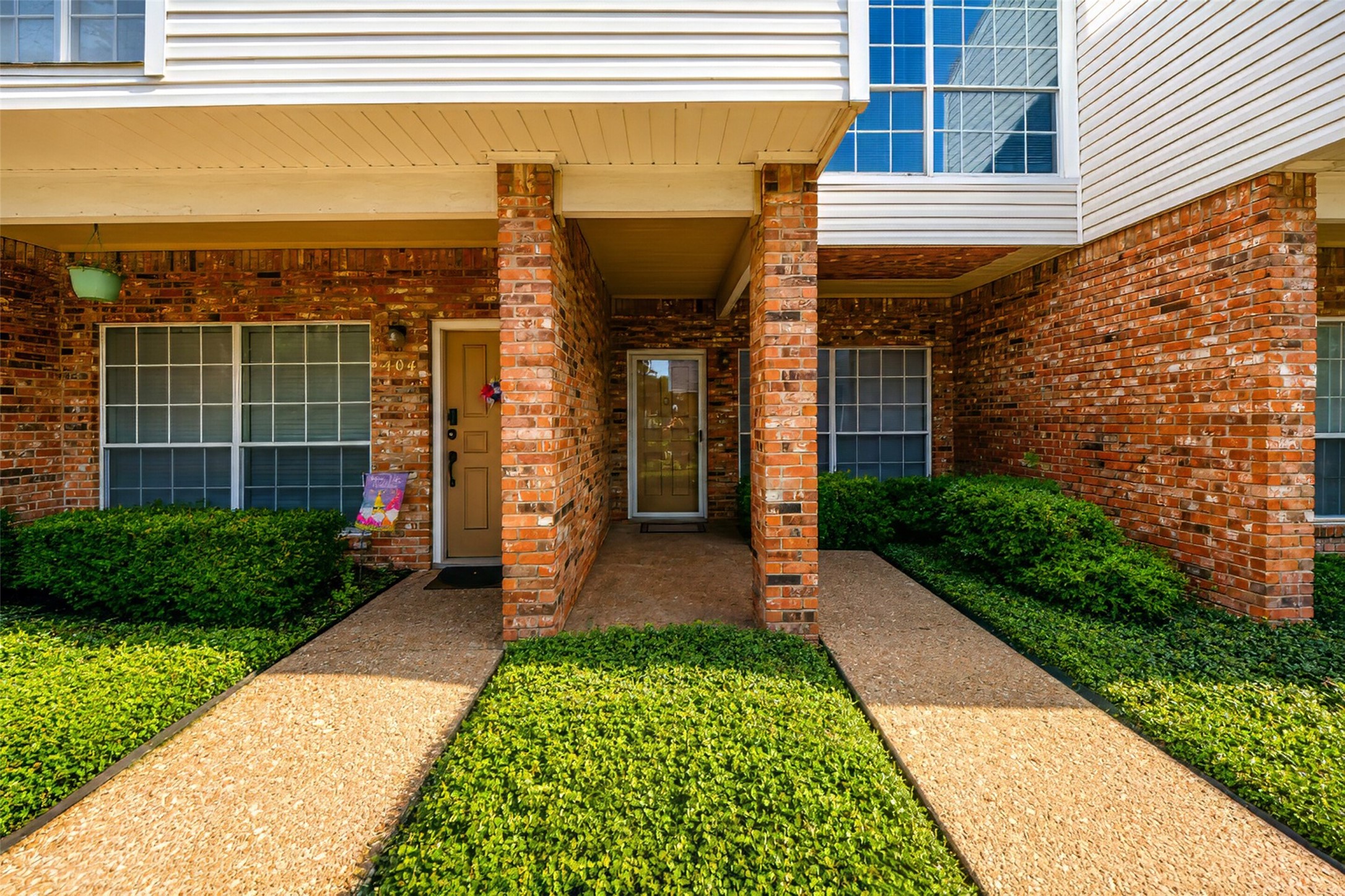 12921 Abrams Road 403