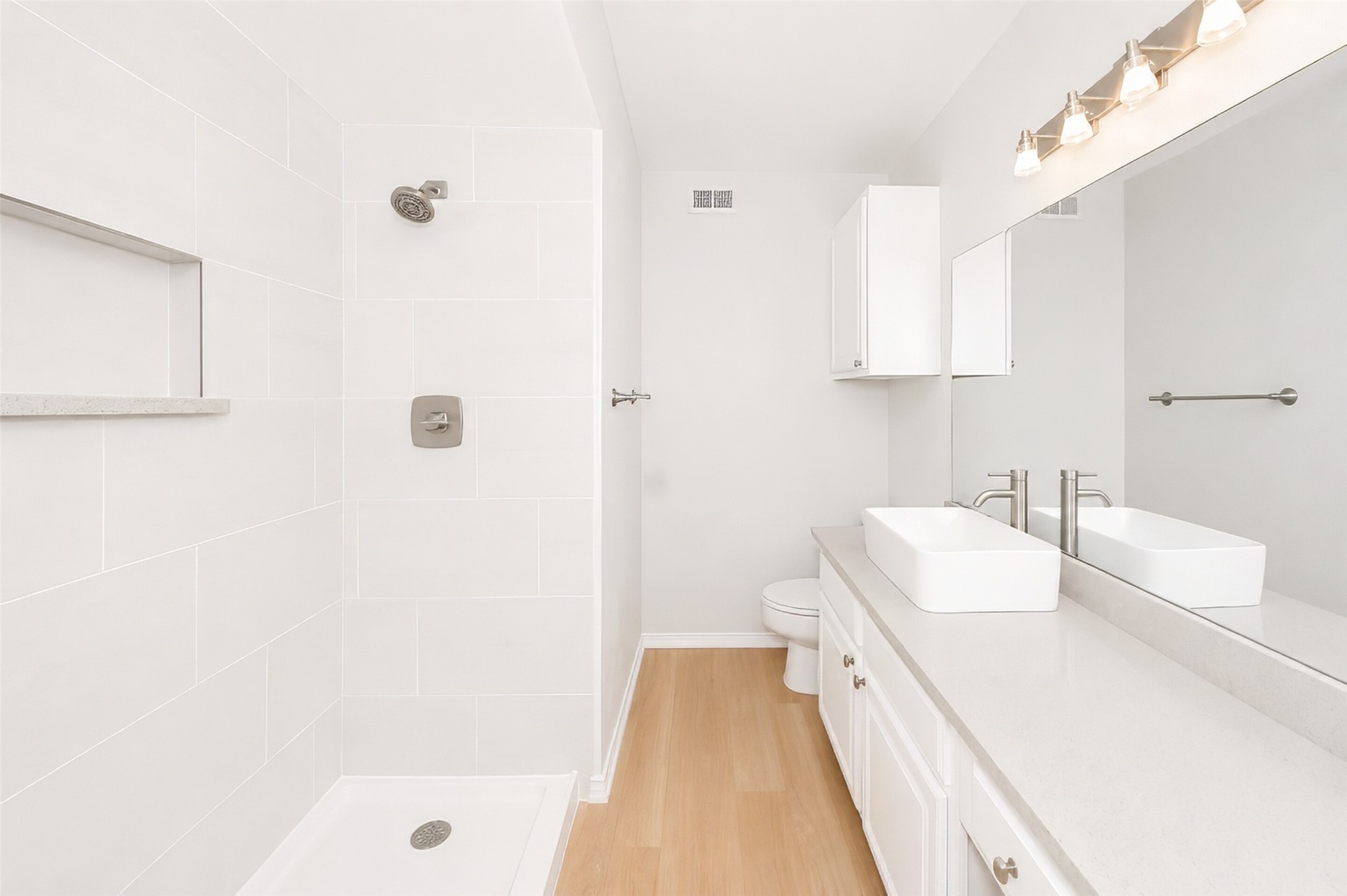 12921 Abrams Road 403