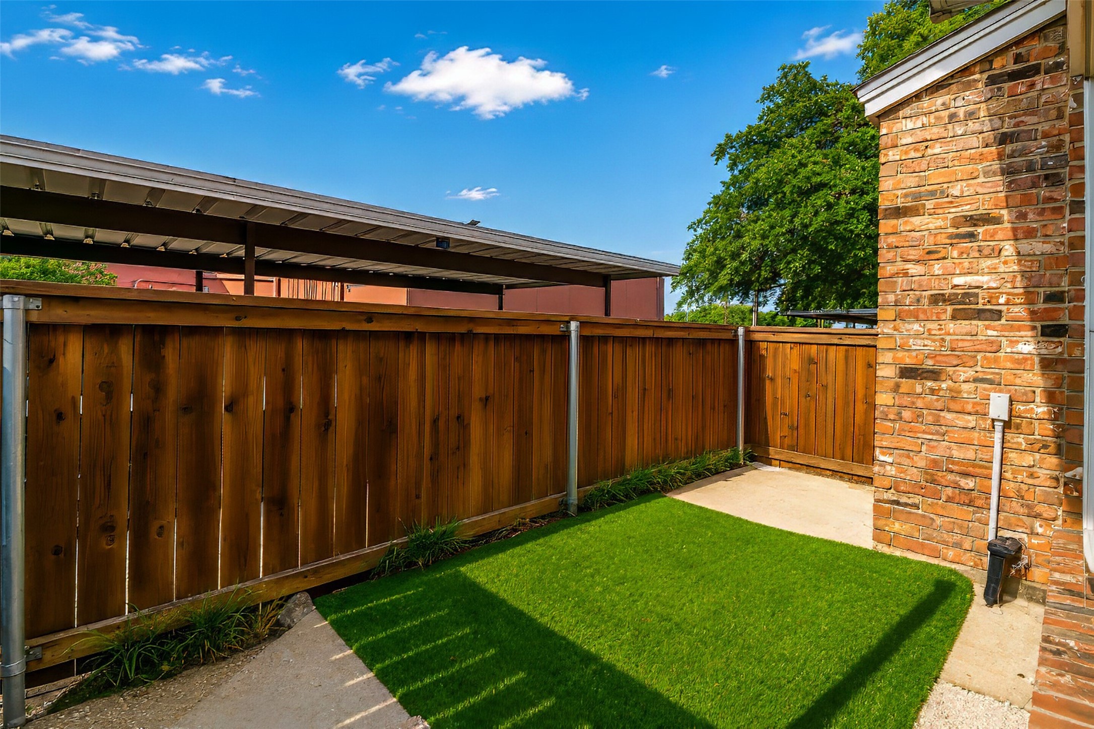 12921 Abrams Road 403