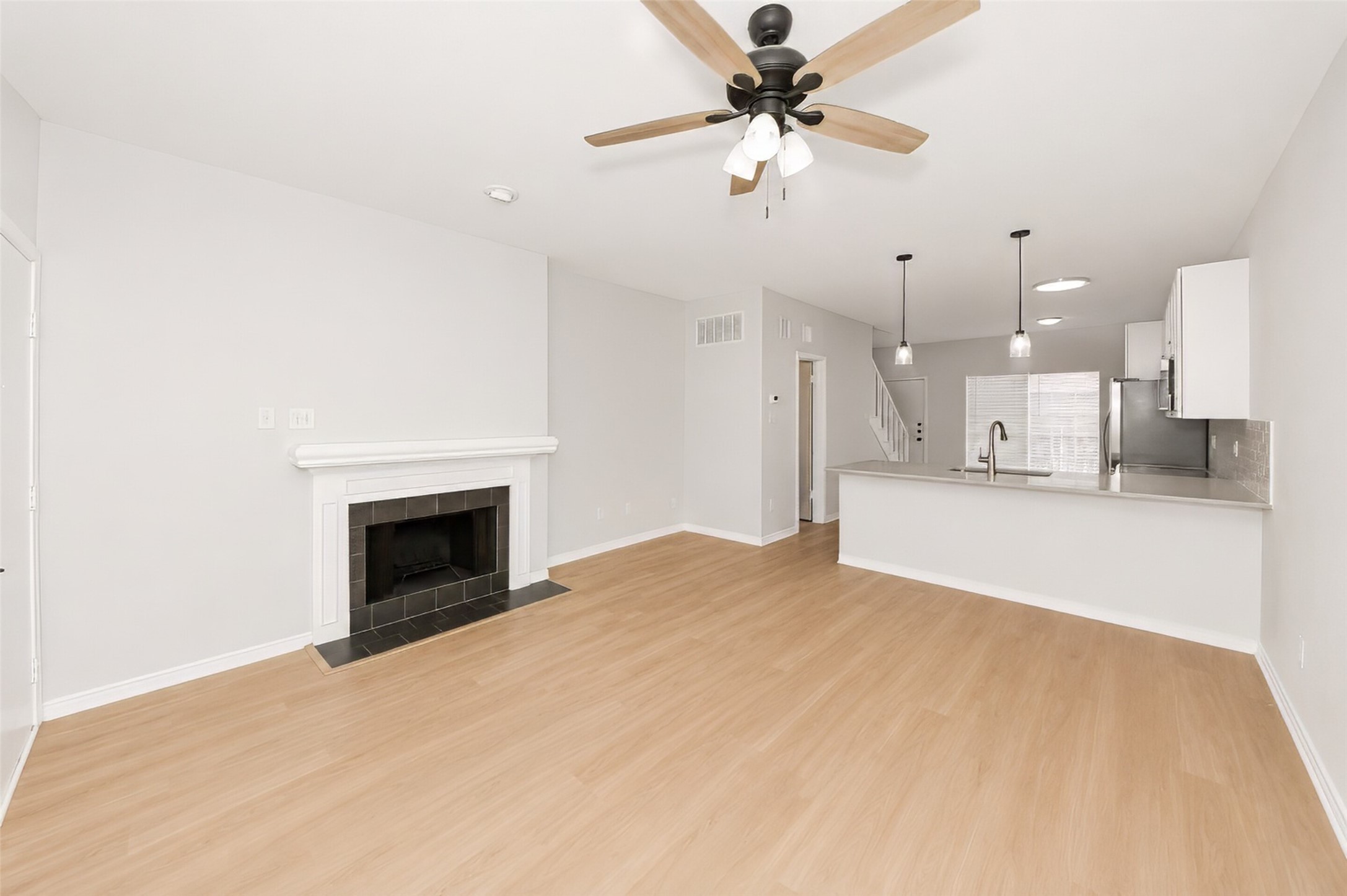 12921 Abrams Road 403
