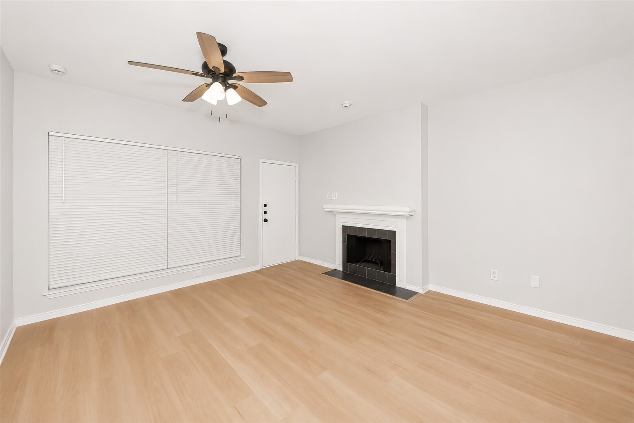 12921 Abrams Road 403