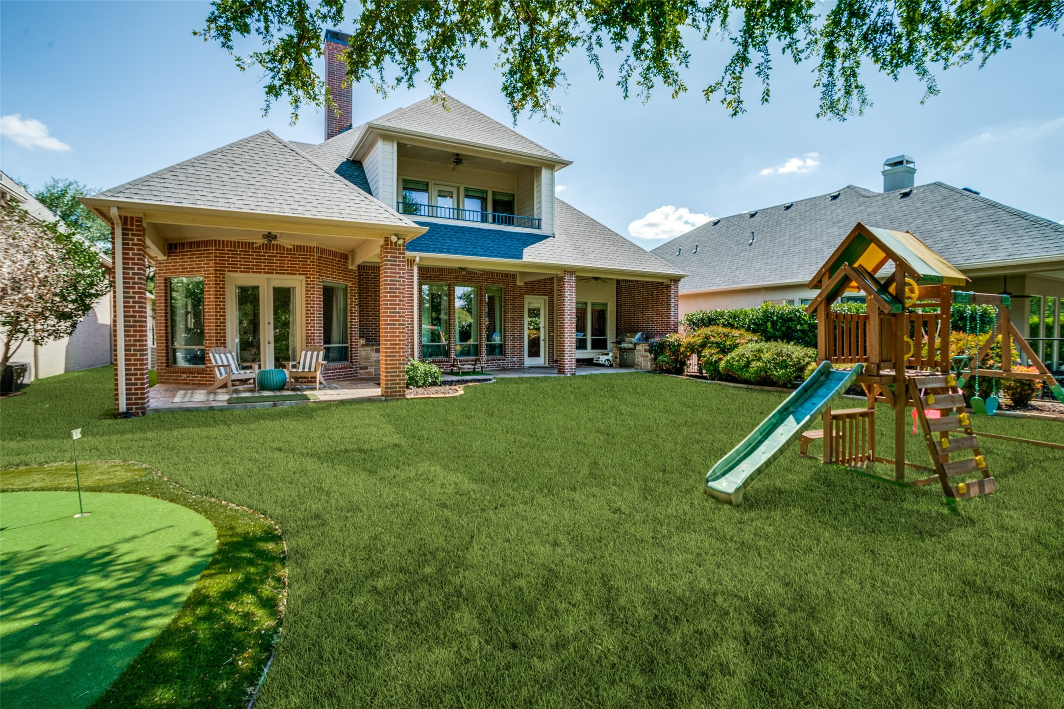 5902 Arrowhead Drive