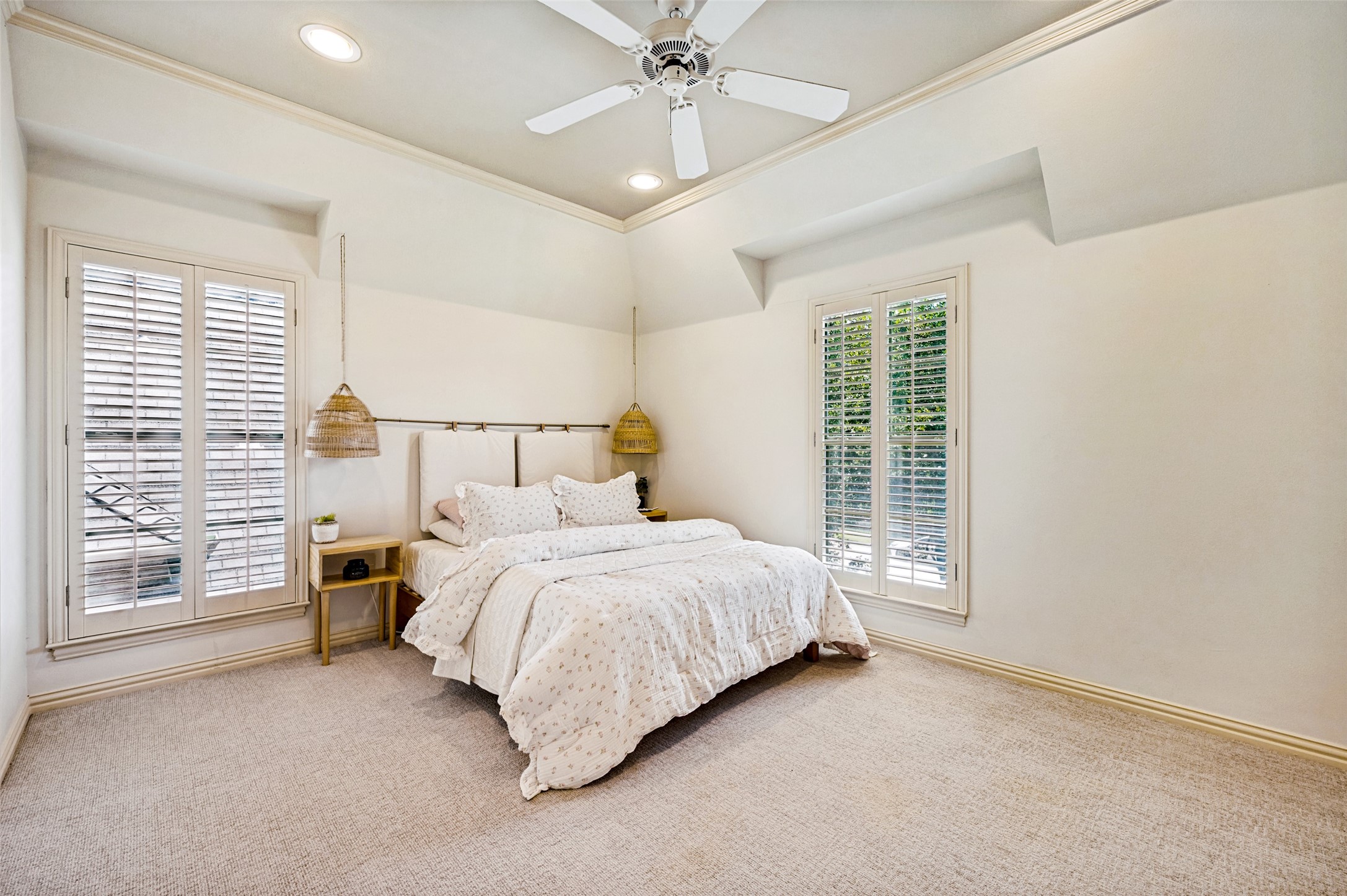 5902 Arrowhead Drive