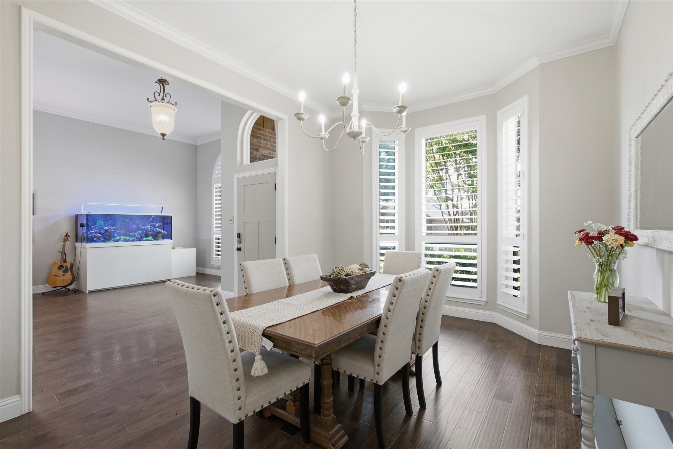 1716 Marian Lane