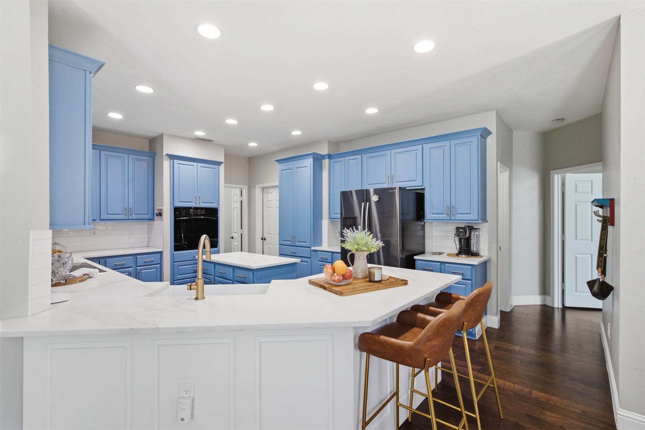 1716 Marian Lane