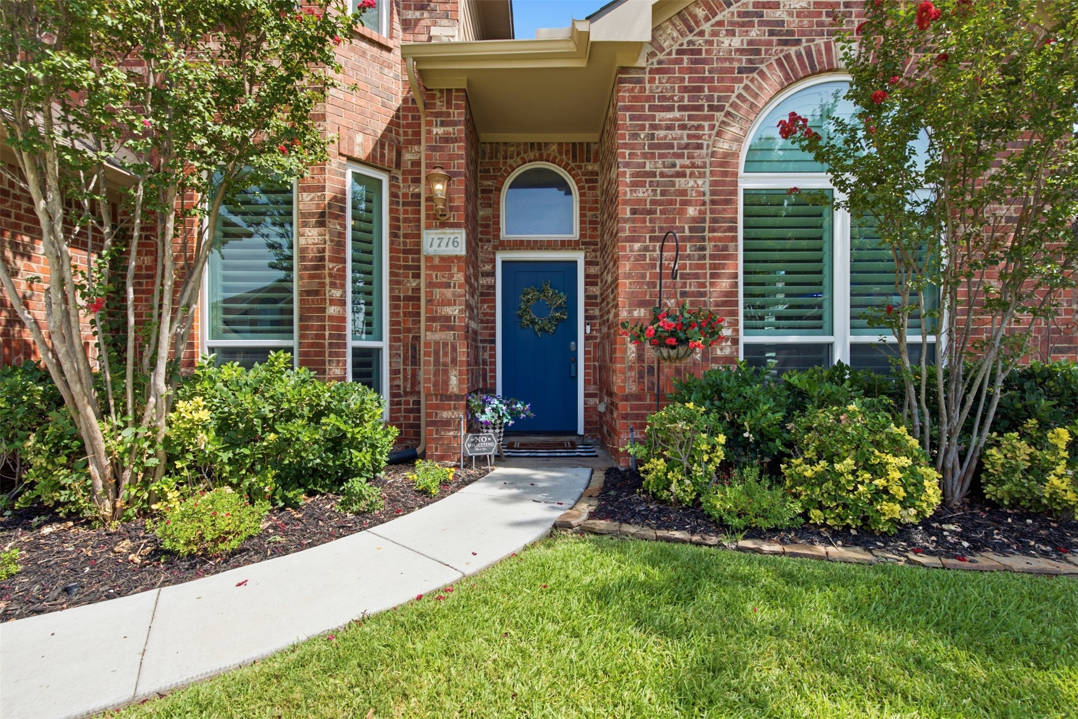 1716 Marian Lane