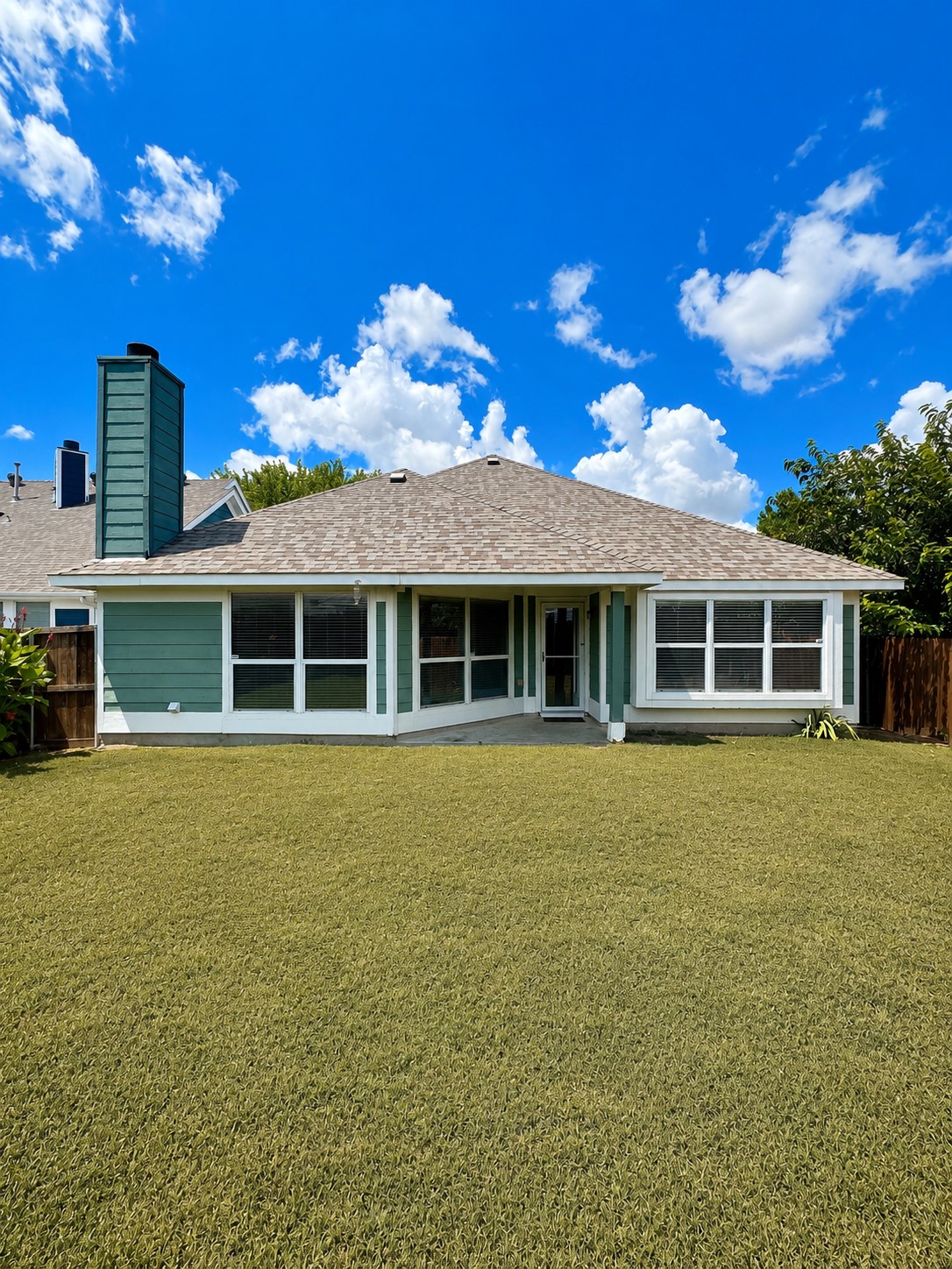 9809 Hedge Bell Drive