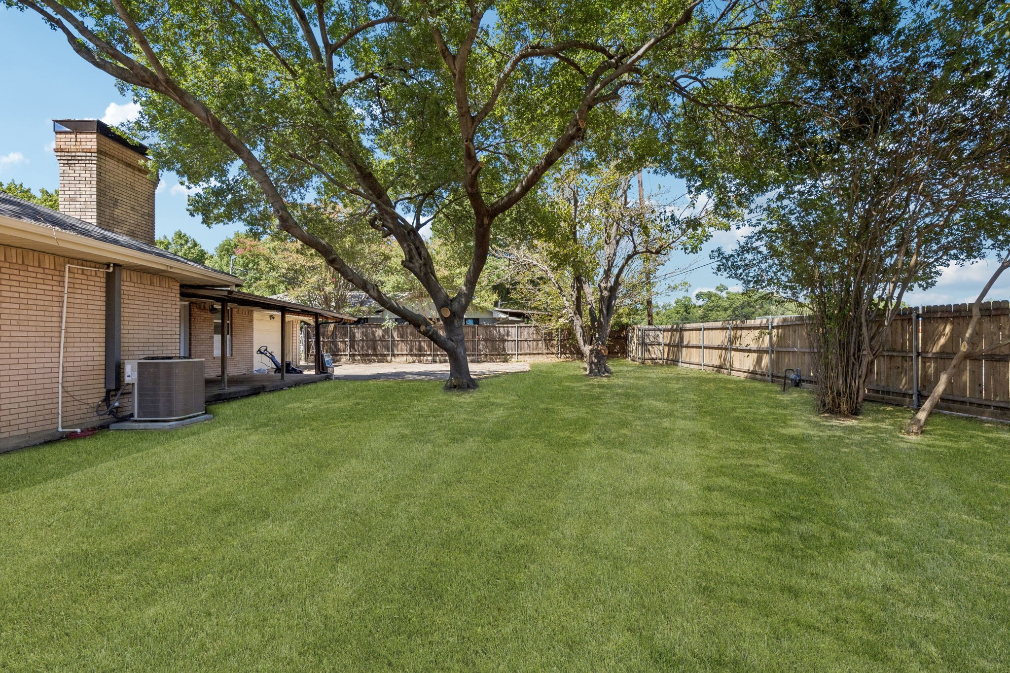 104 N Weatherred Drive