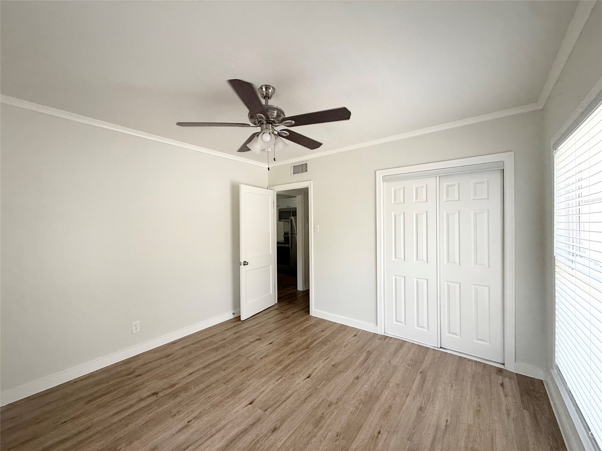 4101 Douglas Avenue 204