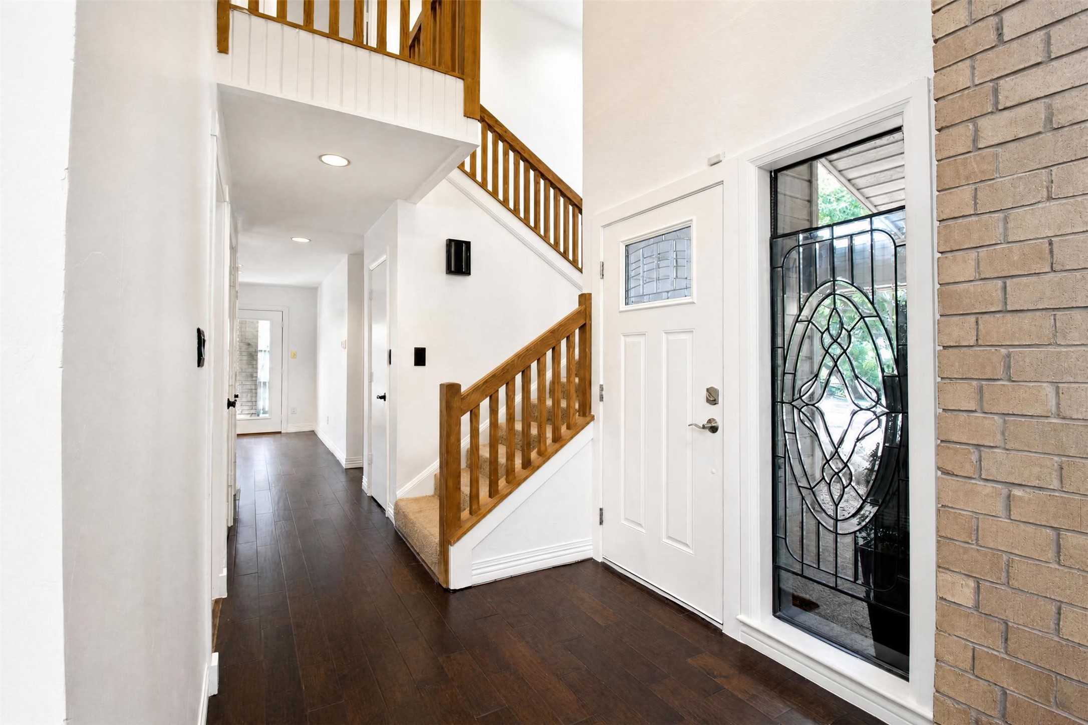 11901 Woodbridge Drive
