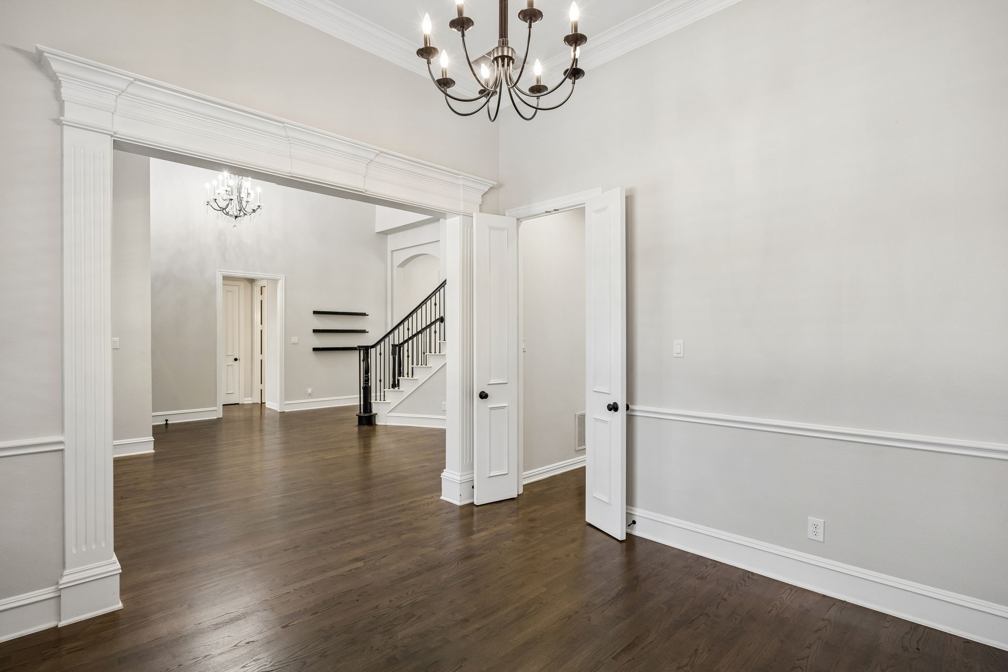 5342 Moss Glen Drive