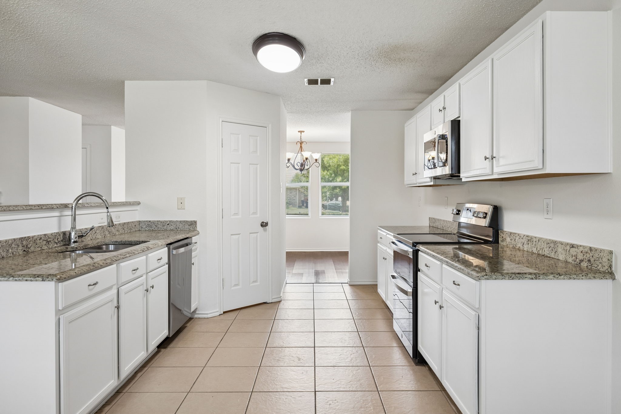 1412 Sunflower Court