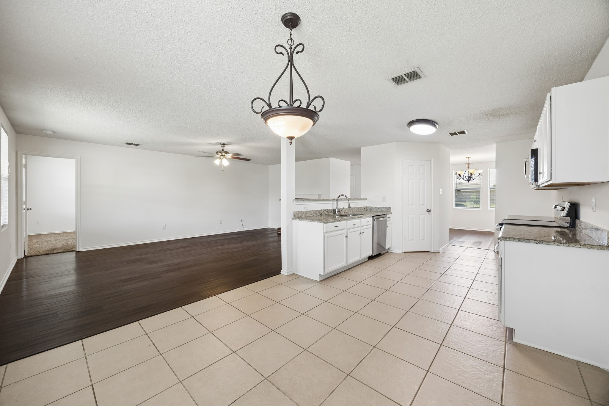 1412 Sunflower Court