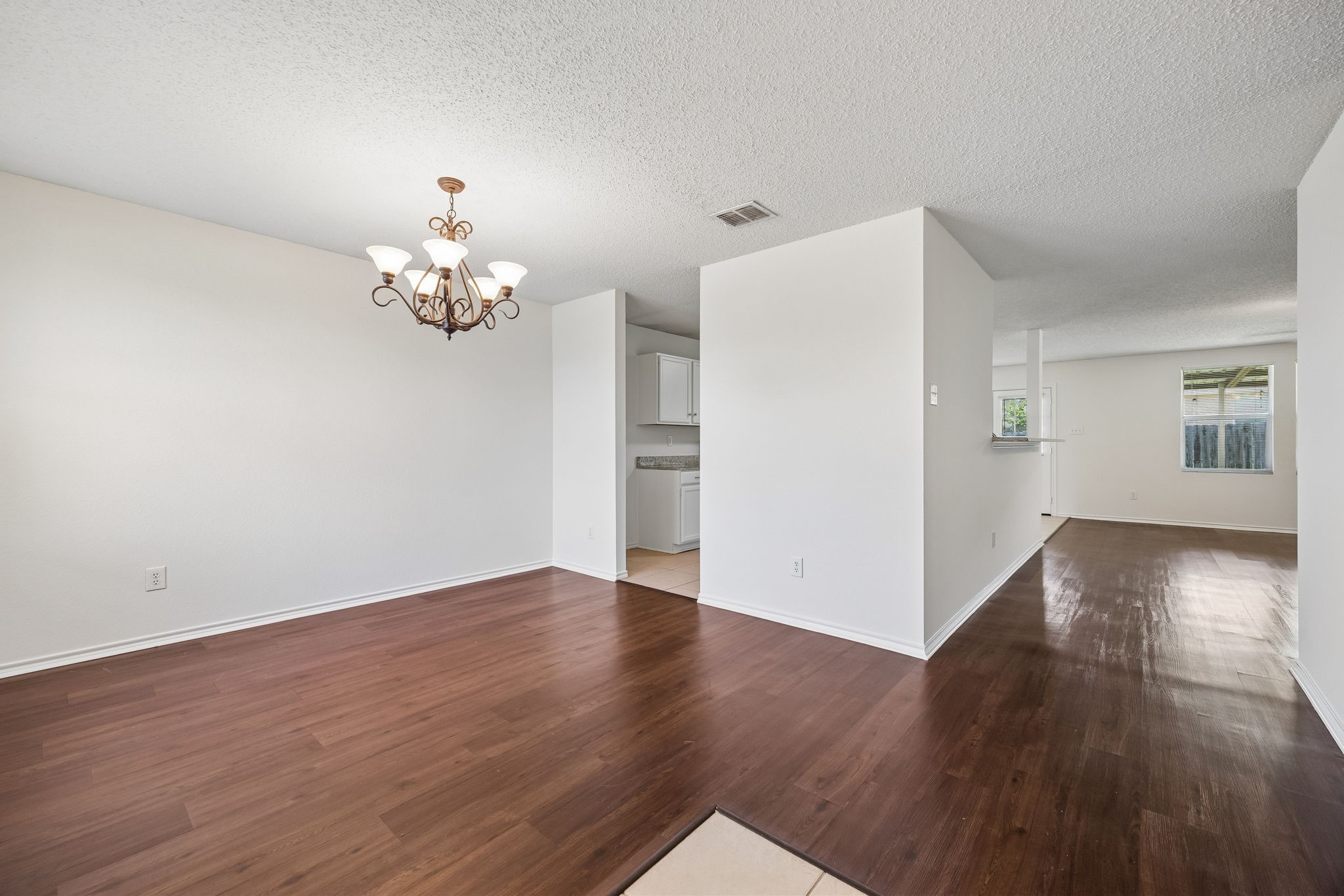 1412 Sunflower Court