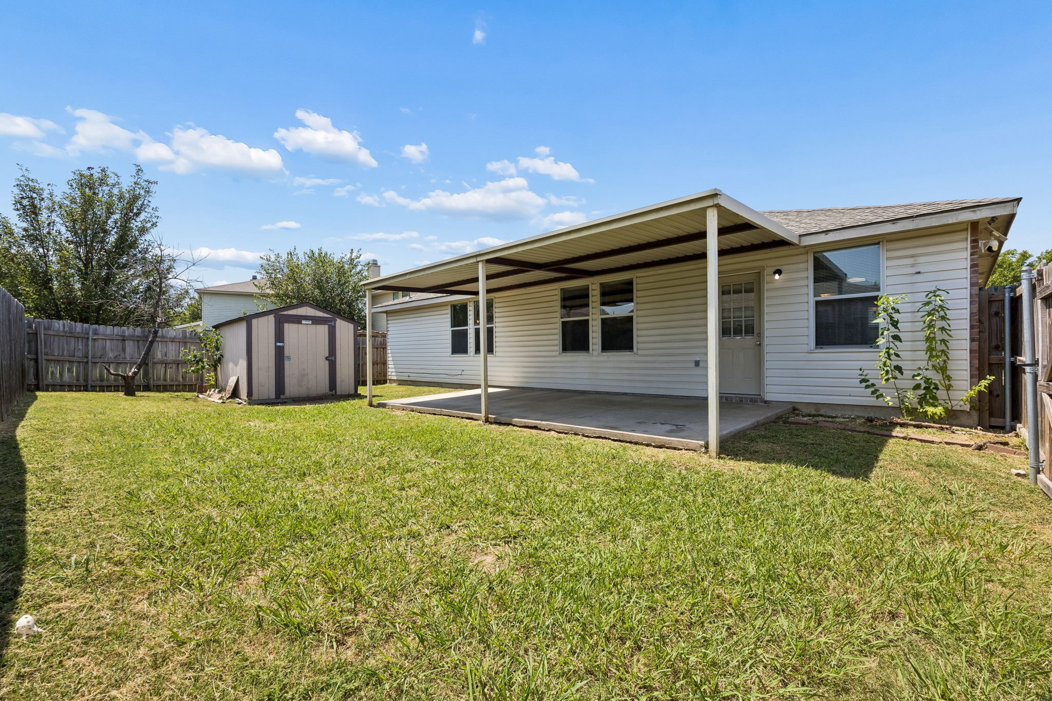 1412 Sunflower Court