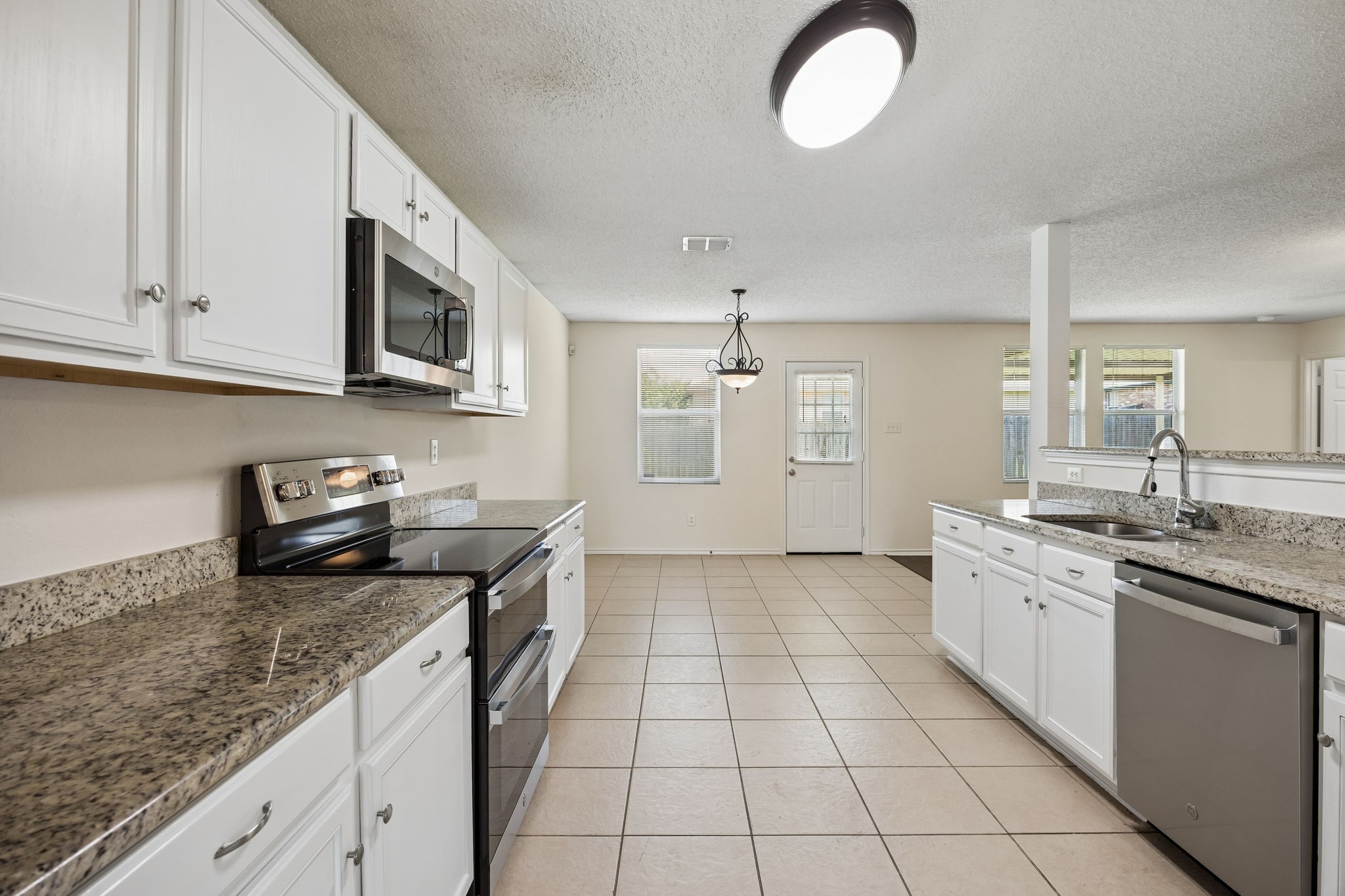 1412 Sunflower Court