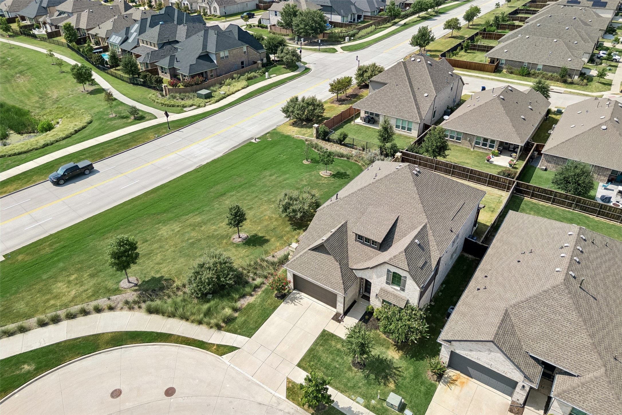 621 Hummingbird Drive