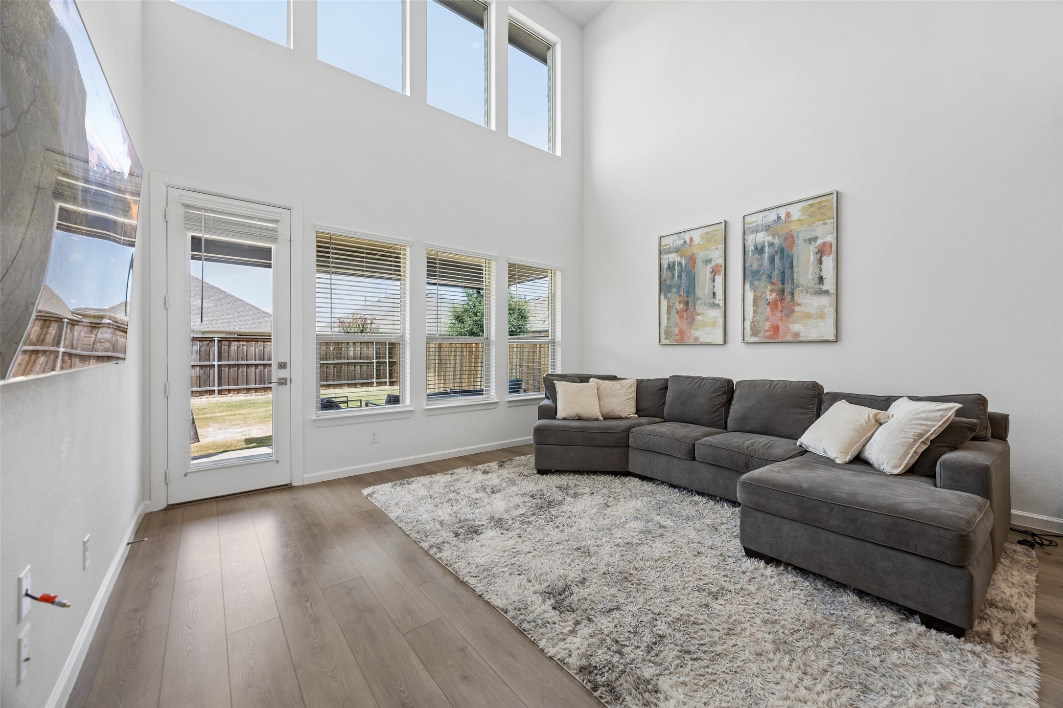 621 Hummingbird Drive