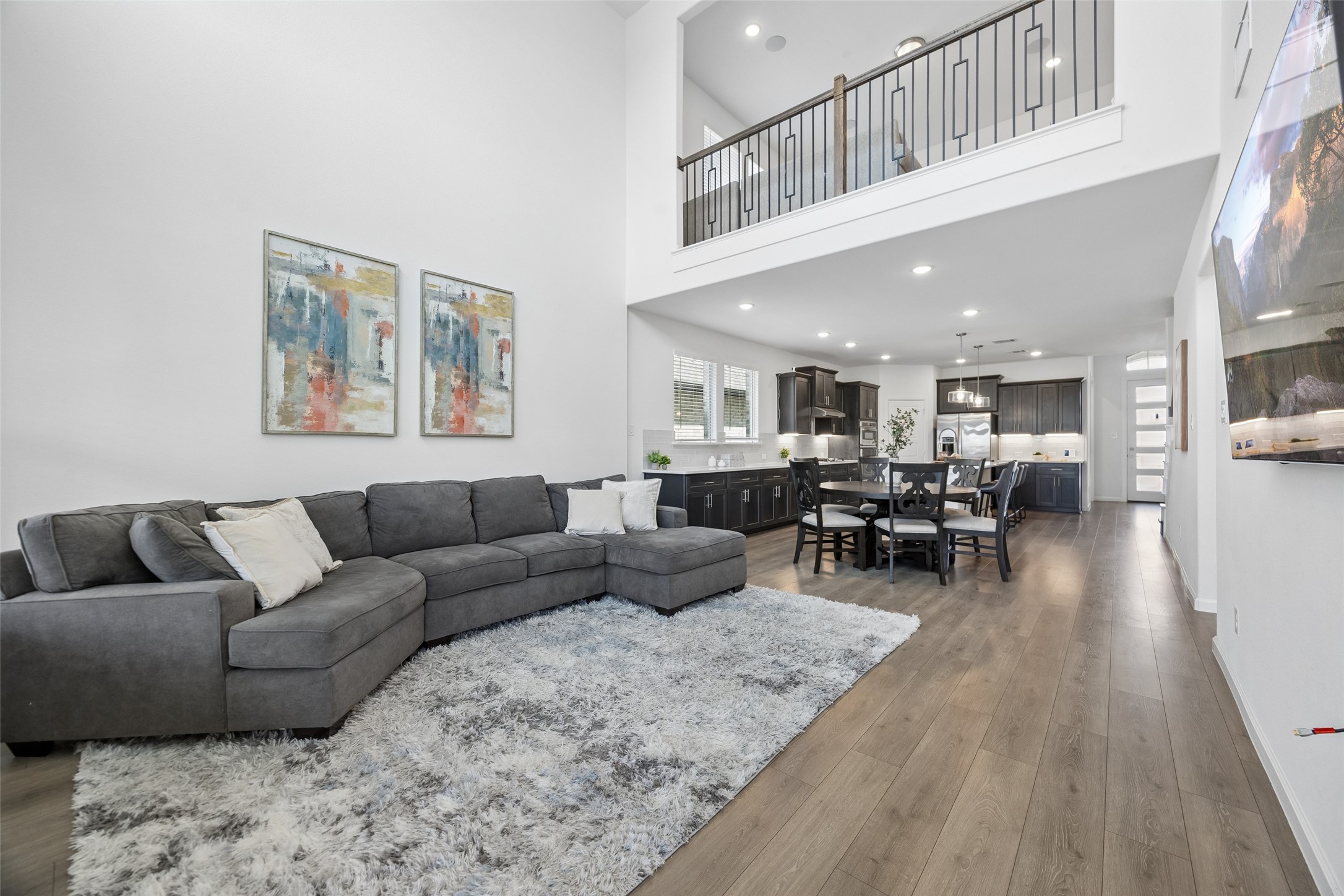 621 Hummingbird Drive