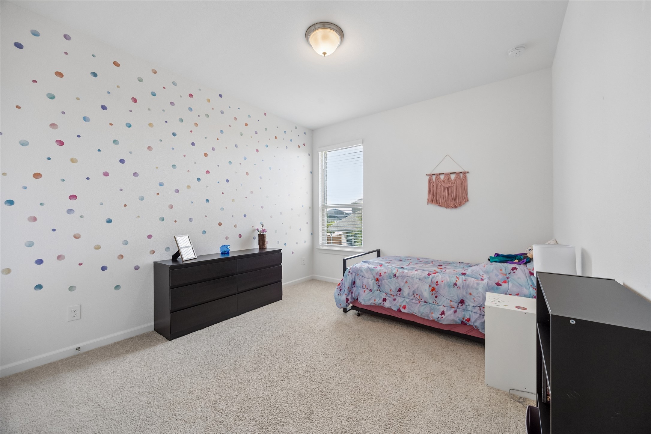 621 Hummingbird Drive