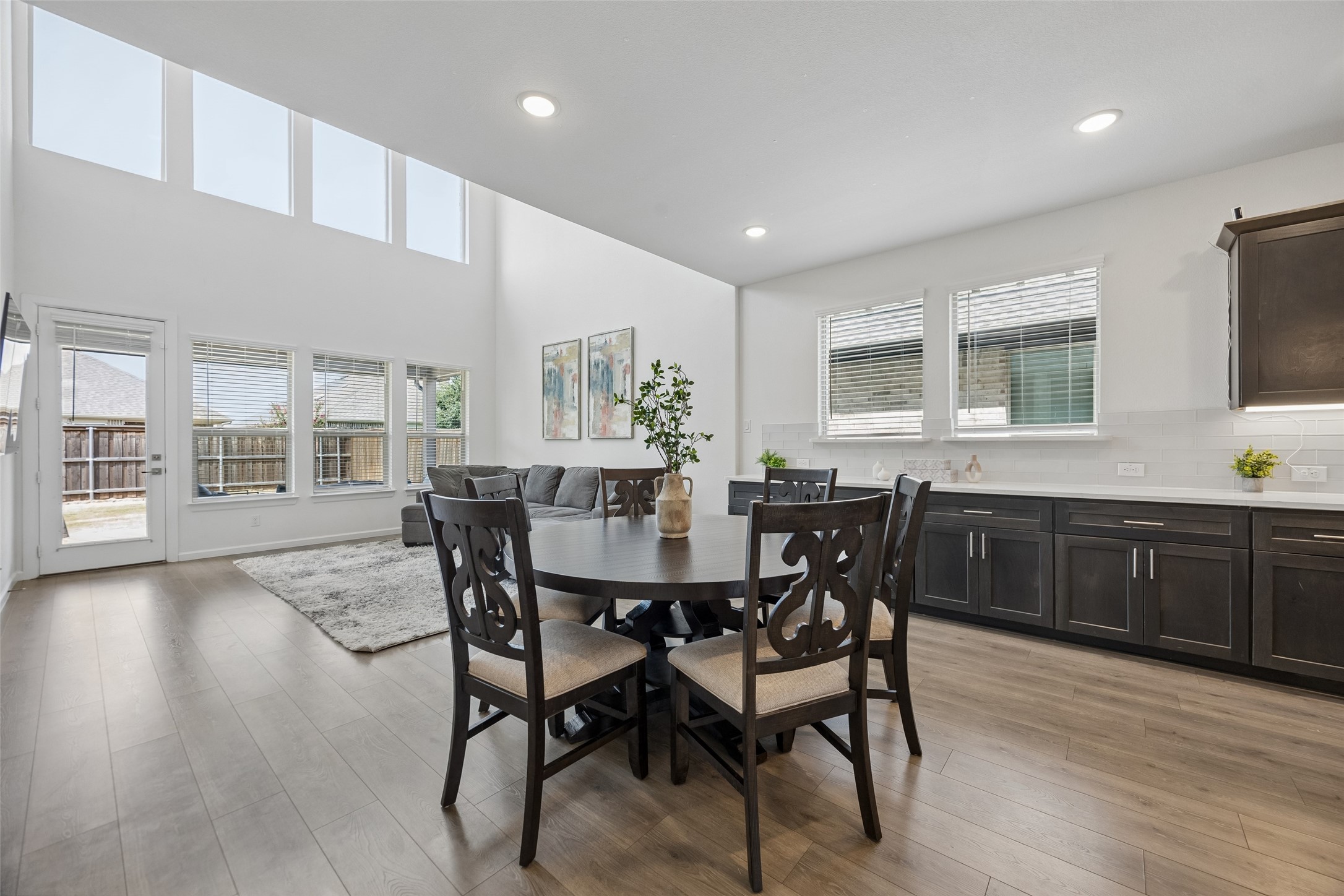 621 Hummingbird Drive