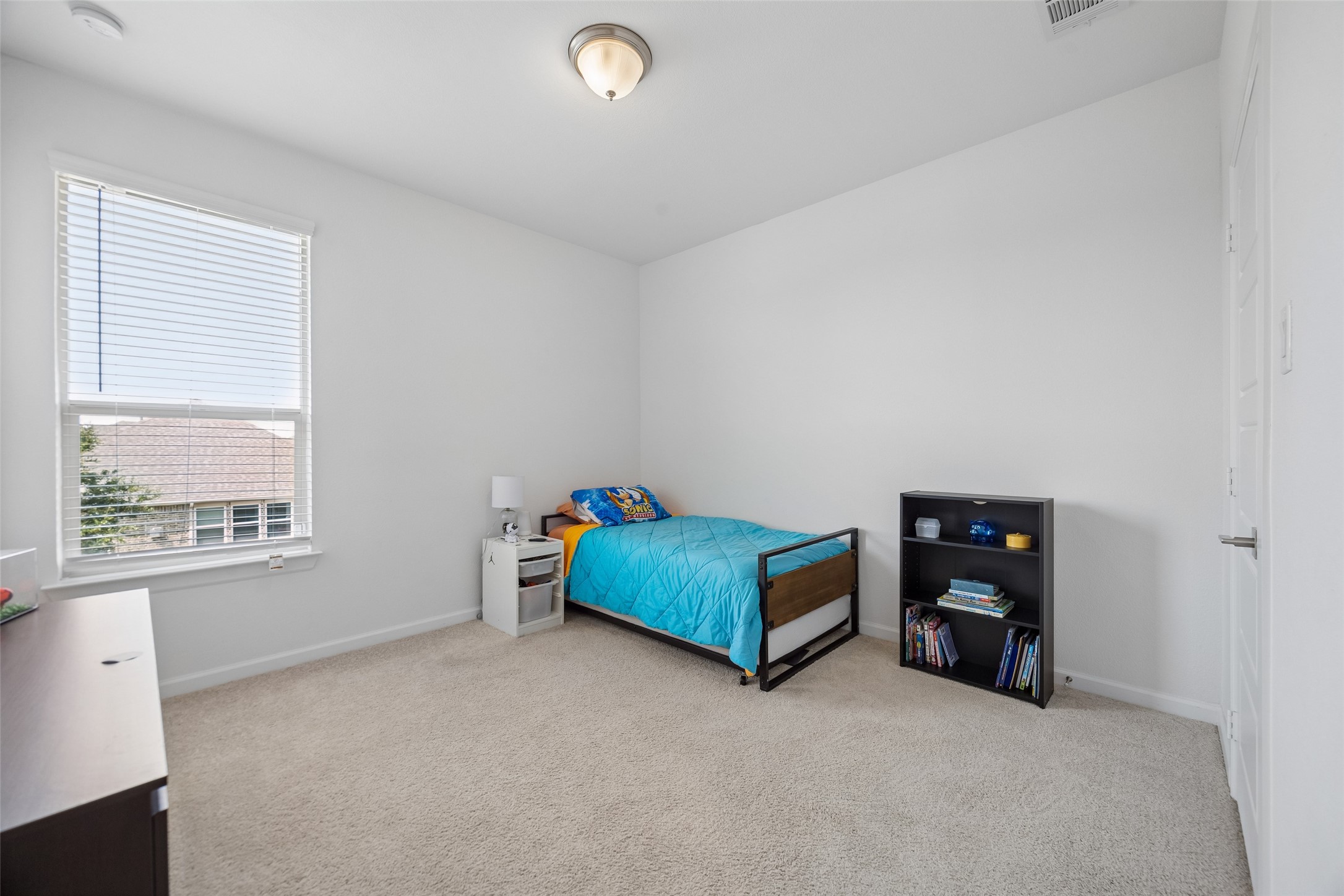 621 Hummingbird Drive