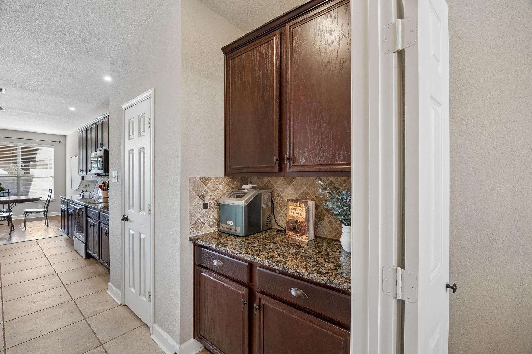 3413 Sugar Pine Drive