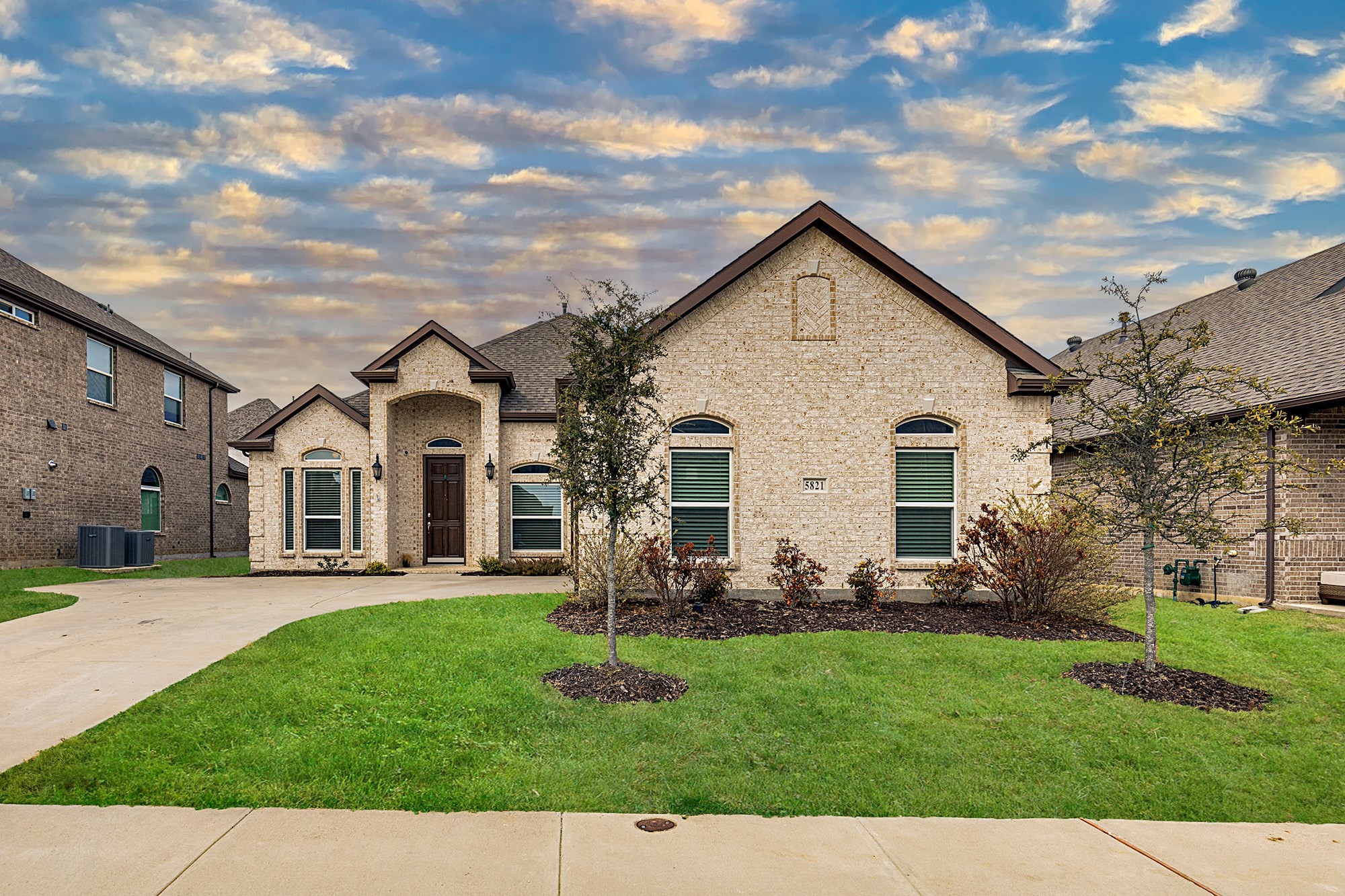 5821 Humber Lane