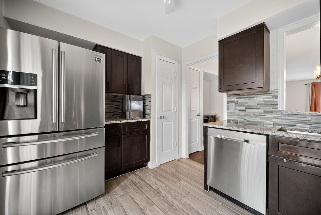 3609 Parkridge Drive 204