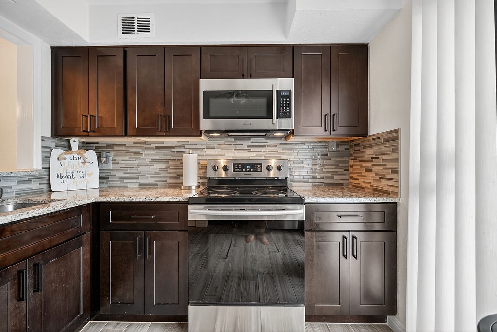 3609 Parkridge Drive 204