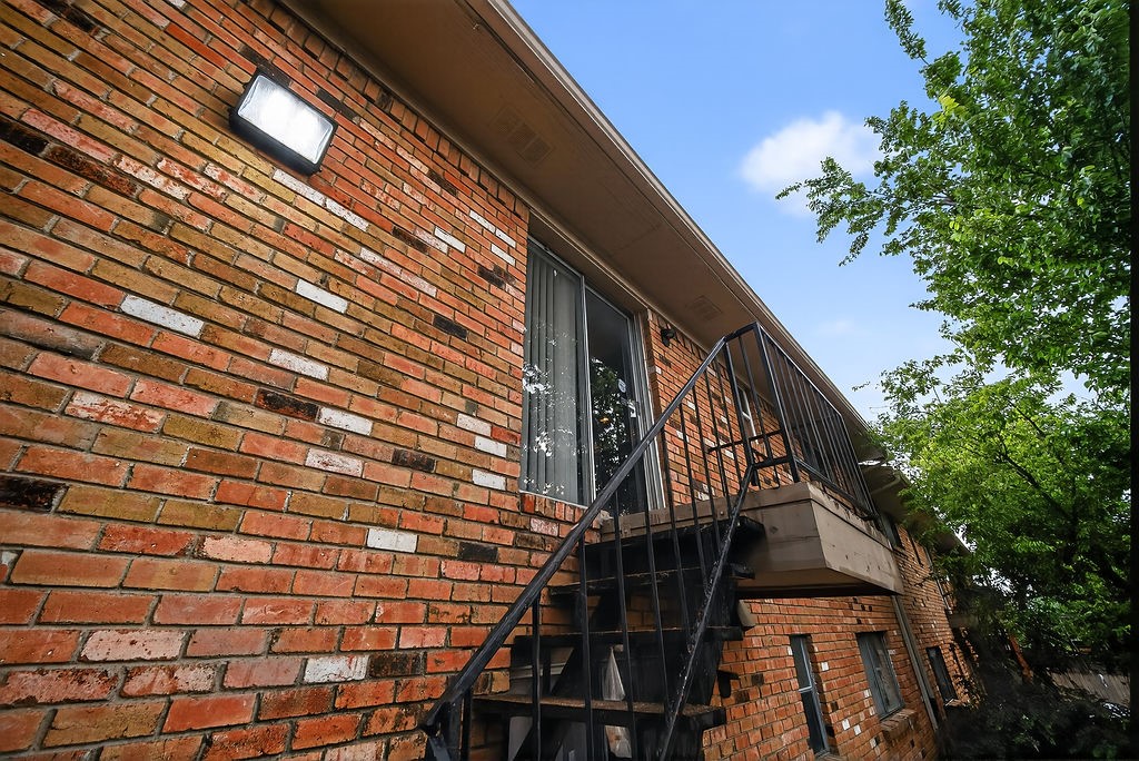 3609 Parkridge Drive 204